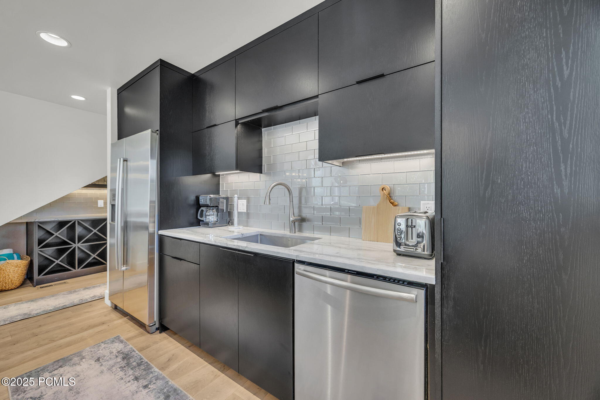 1561 Three Kings Drive, 87