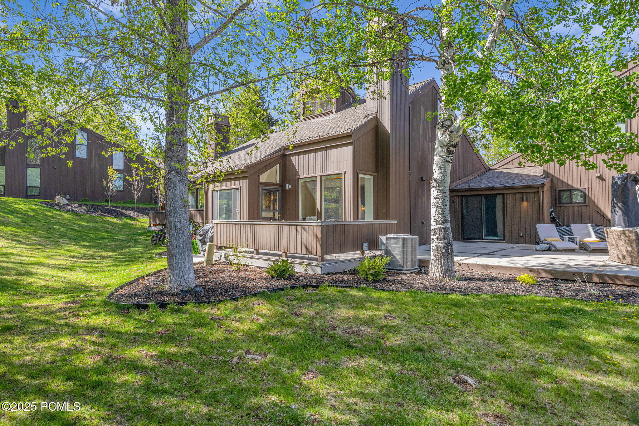 1561 Three Kings Drive, 87