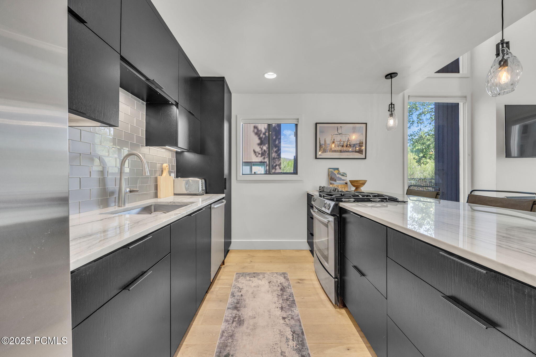 1561 Three Kings Drive, 87