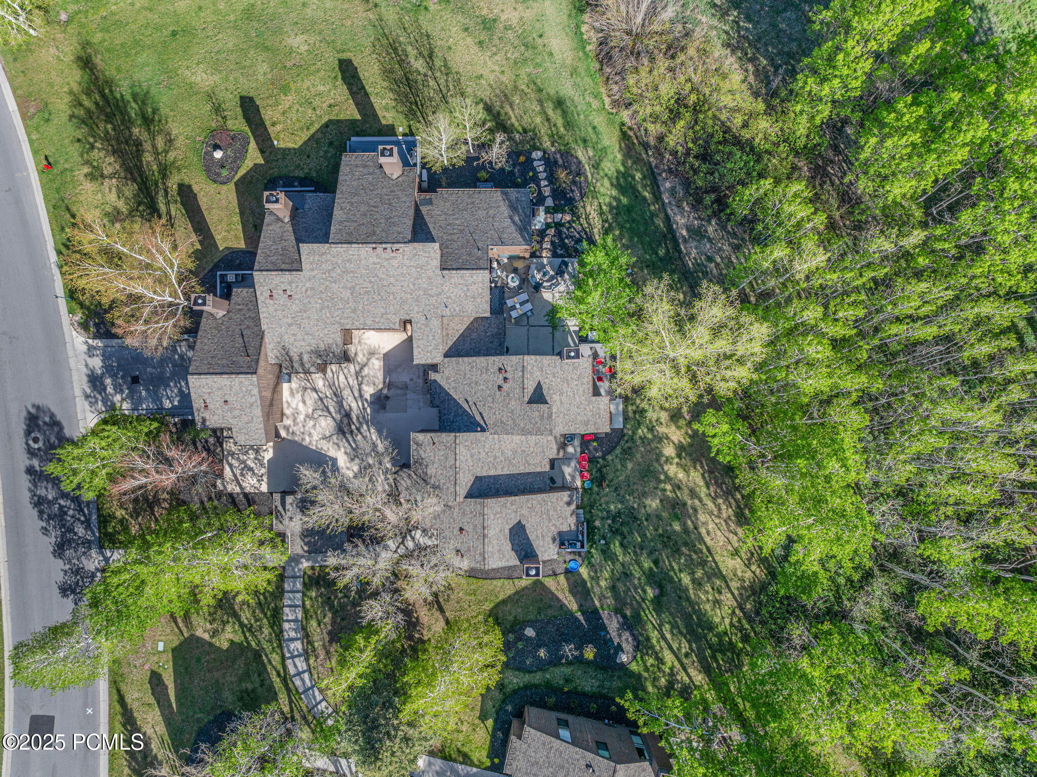 1561 Three Kings Drive, 87