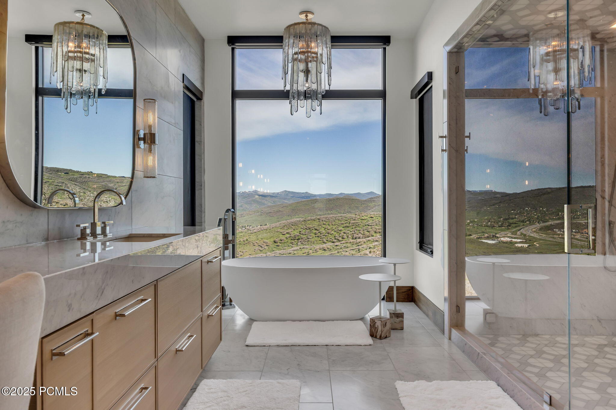 1735 Red Hawk Trail