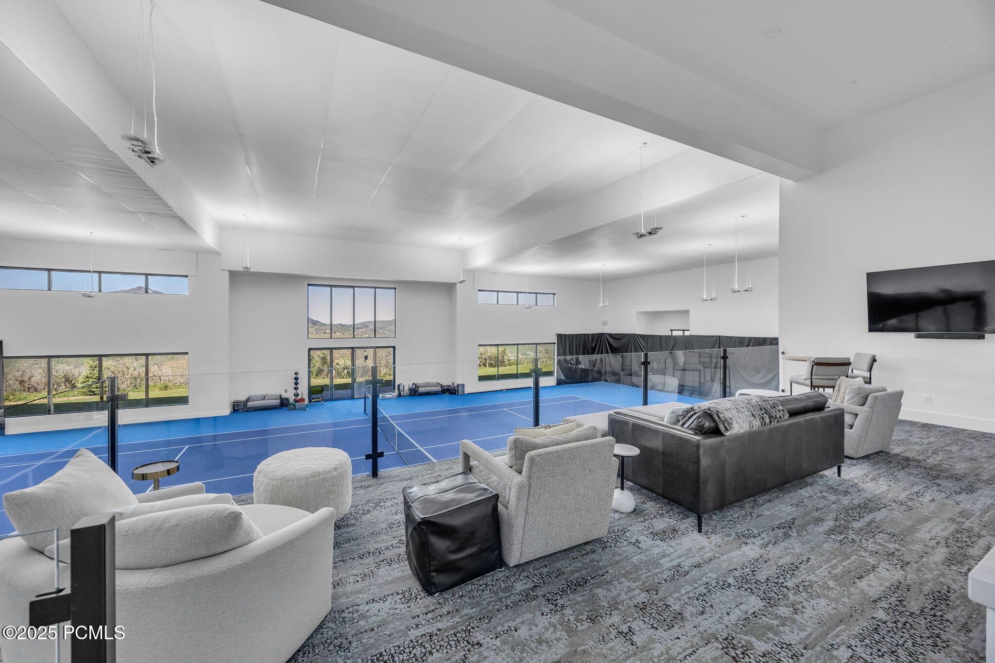 1735 Red Hawk Trail