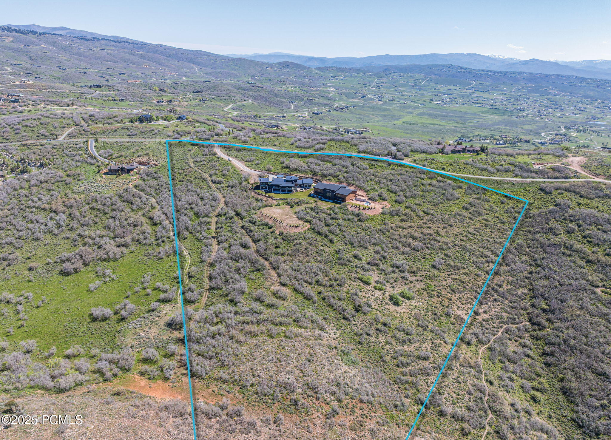 1735 Red Hawk Trail