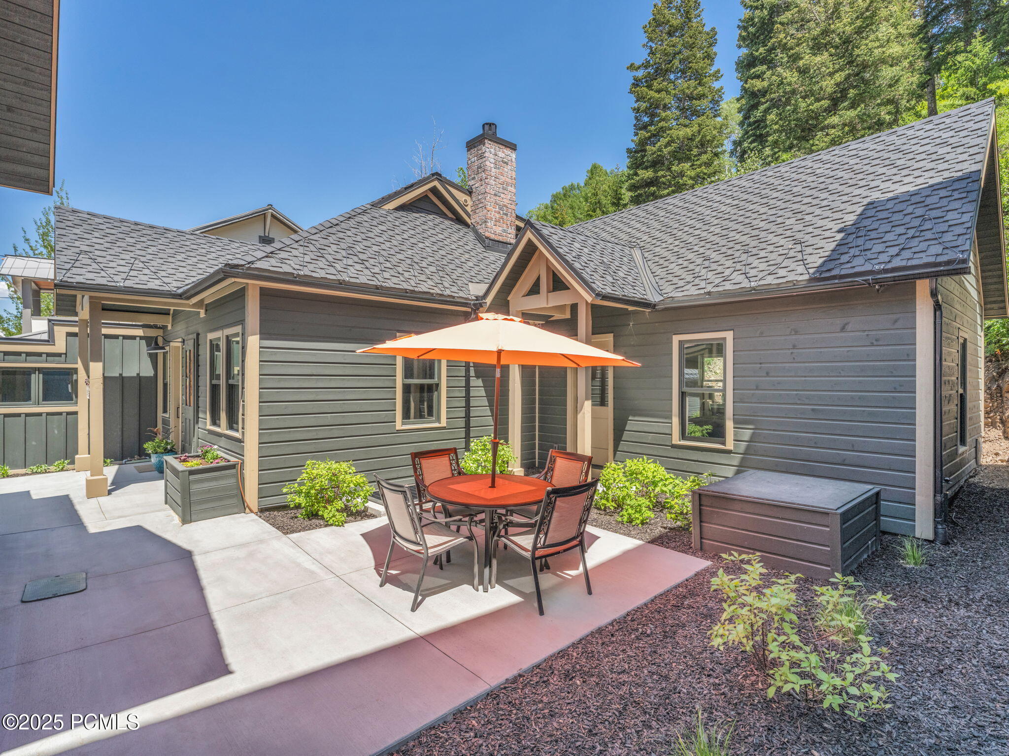 173 Daly Avenue
