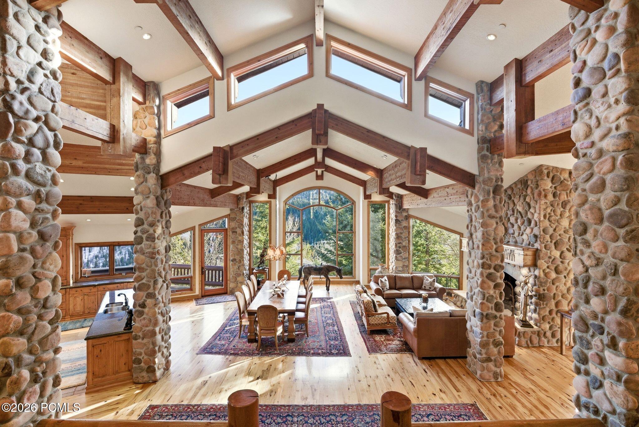 9968 Summit View Drive