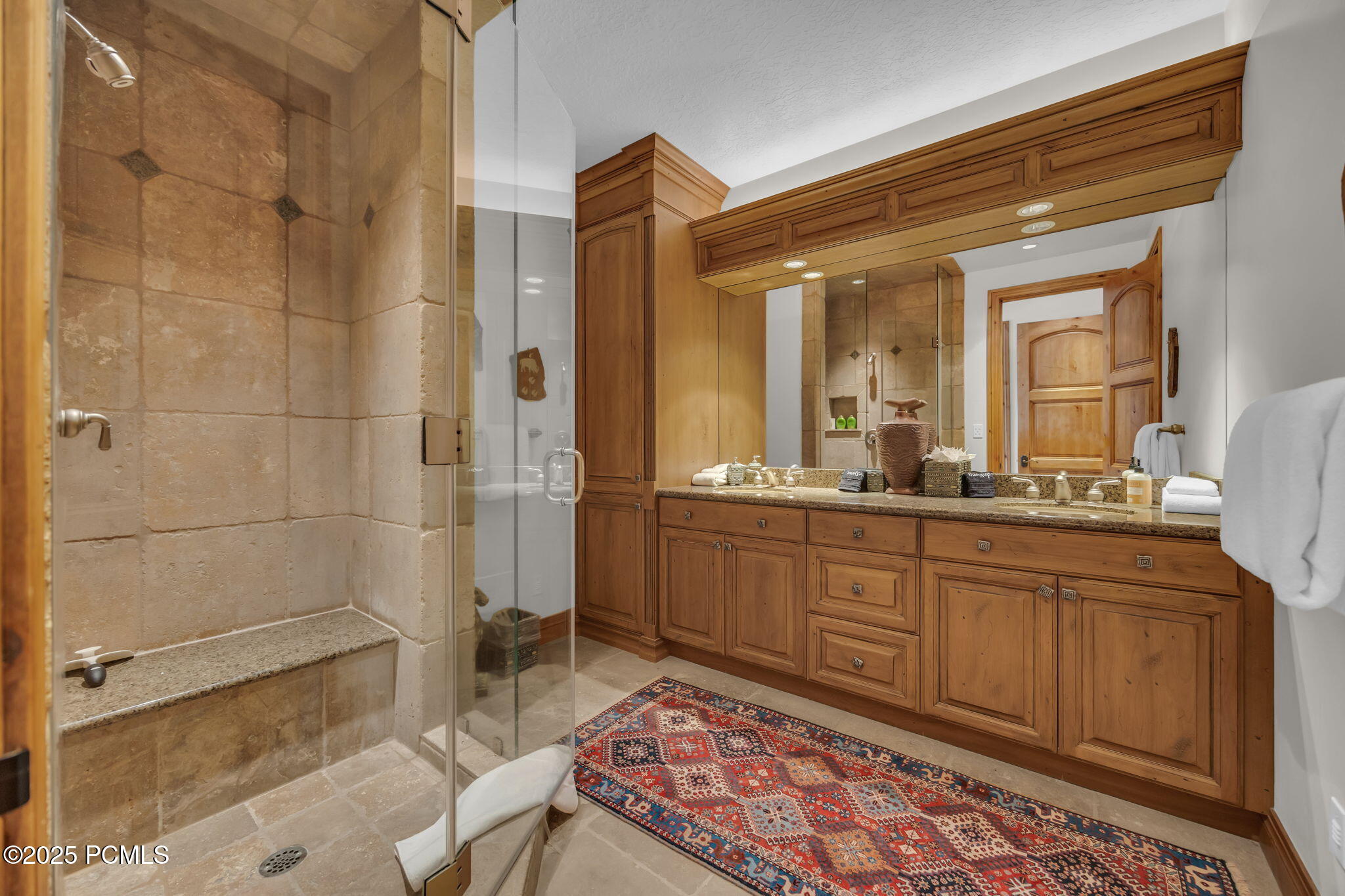 9968 Summit View Drive