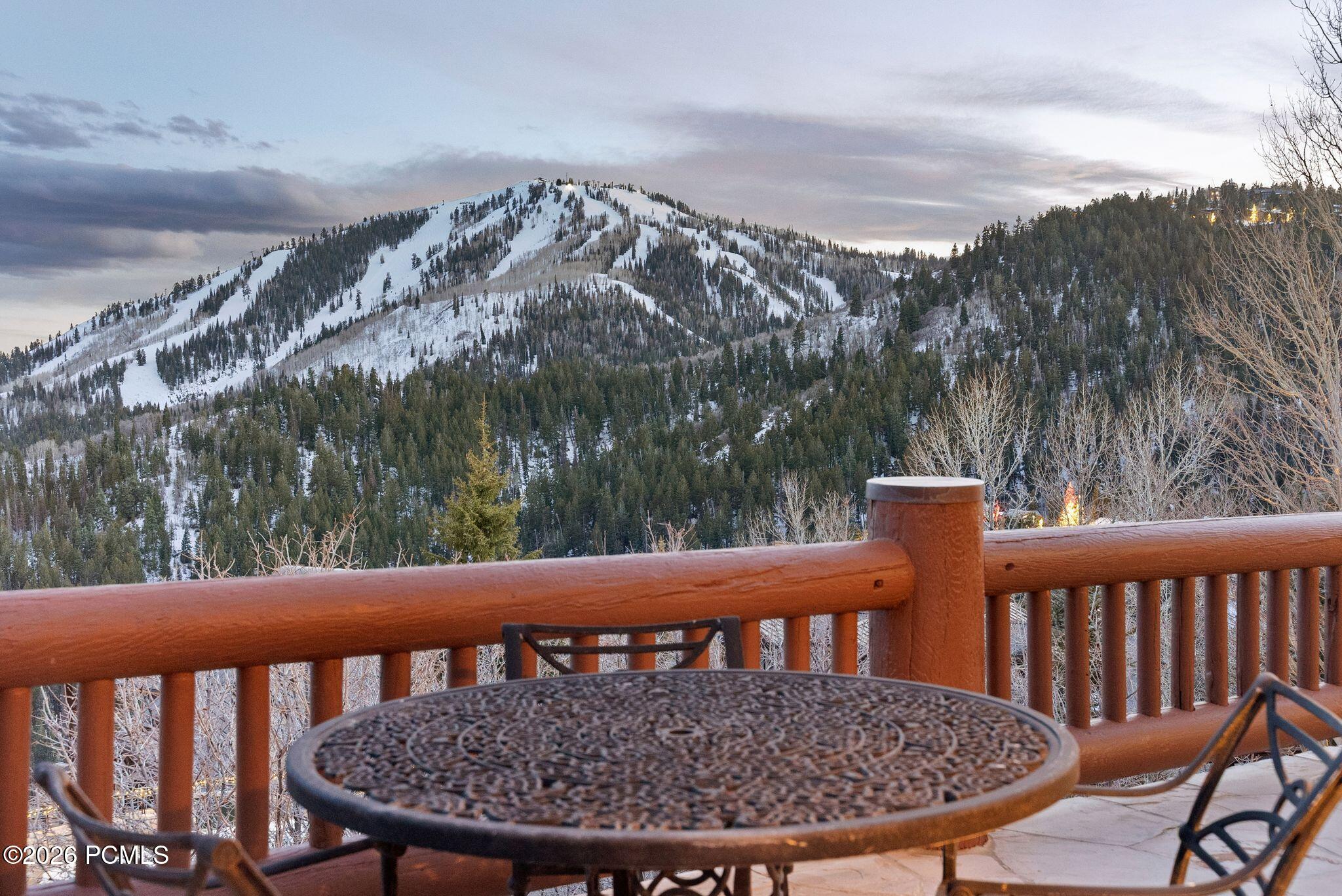 9968 Summit View Drive