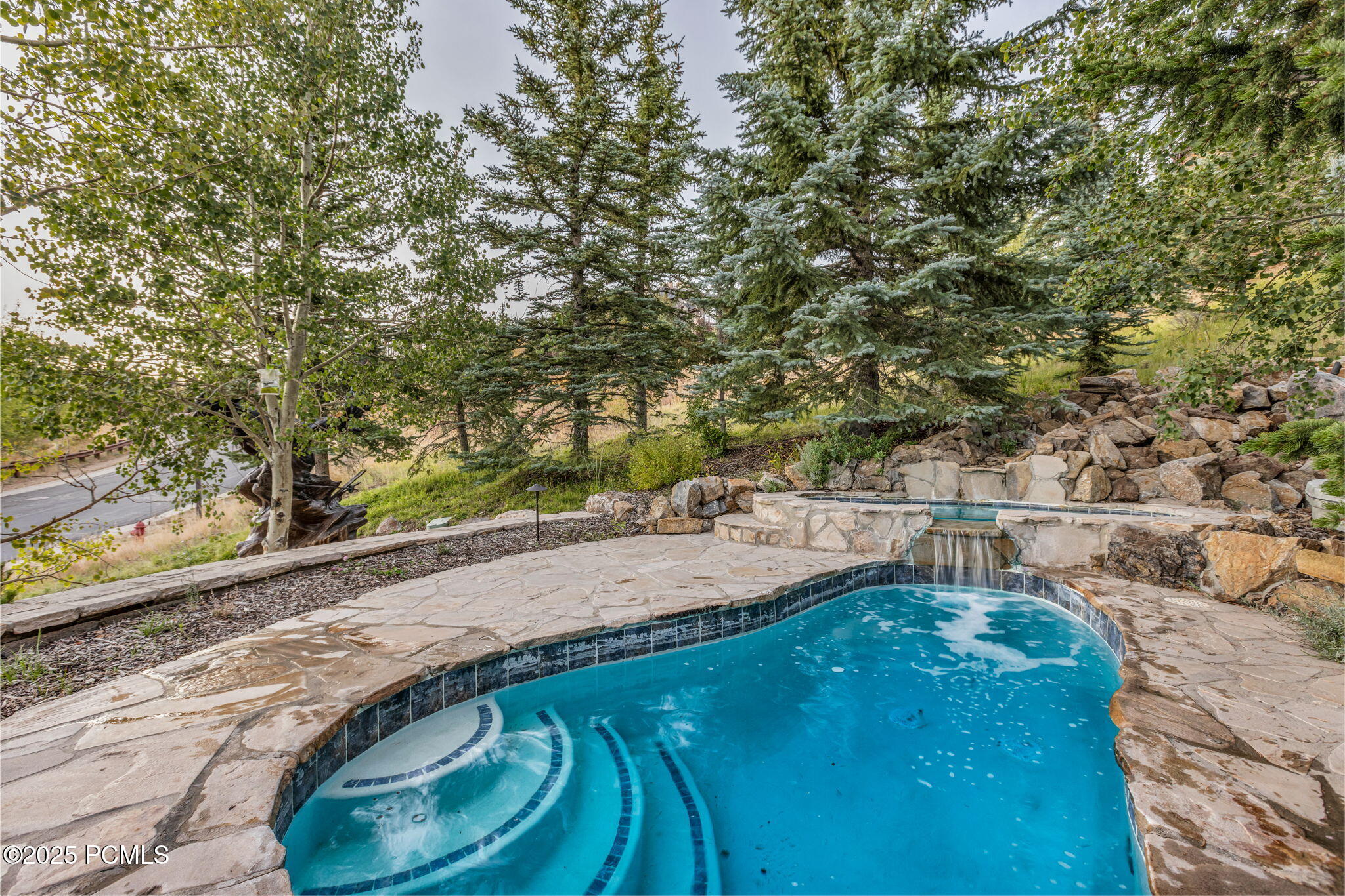 9968 Summit View Drive