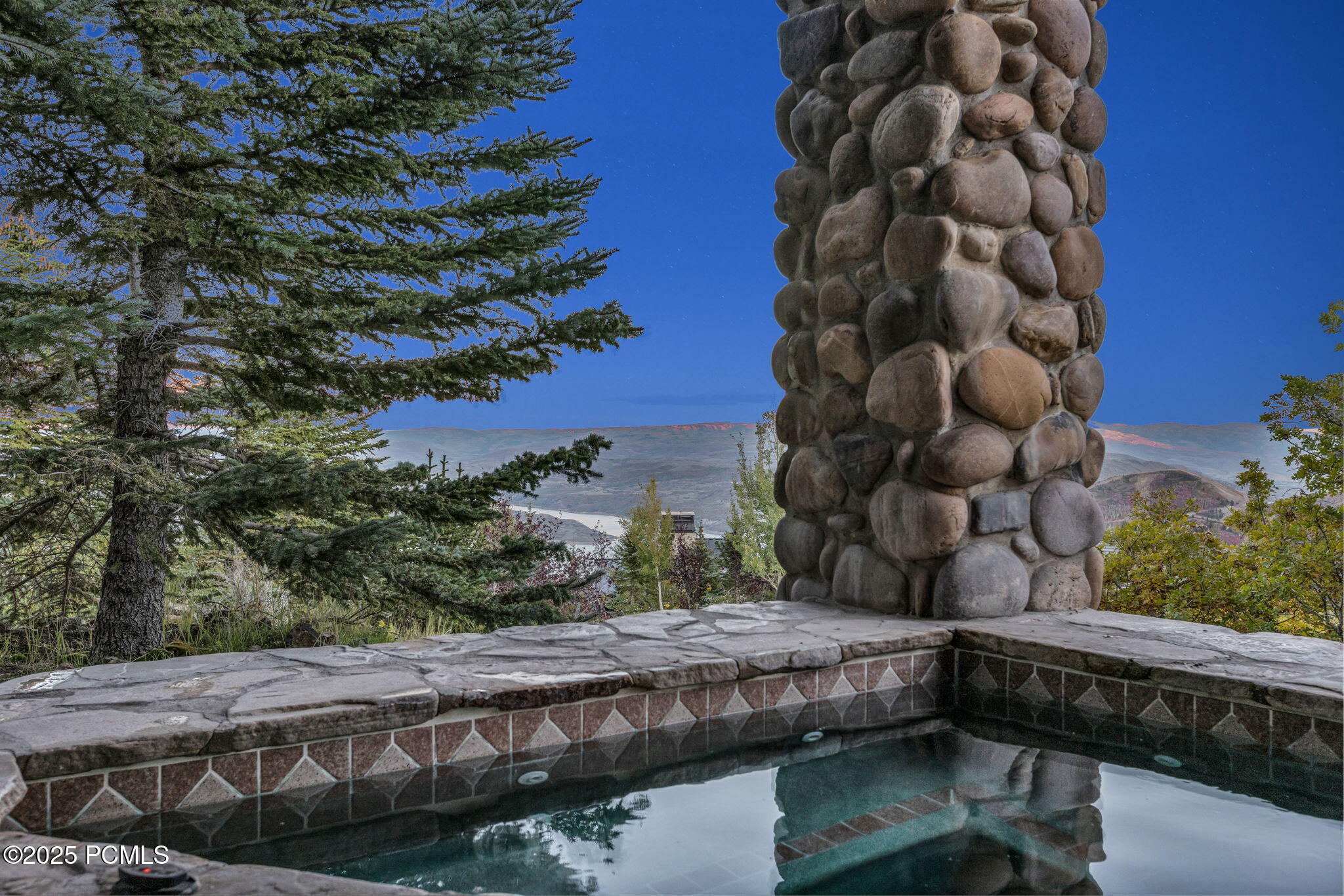 9968 Summit View Drive