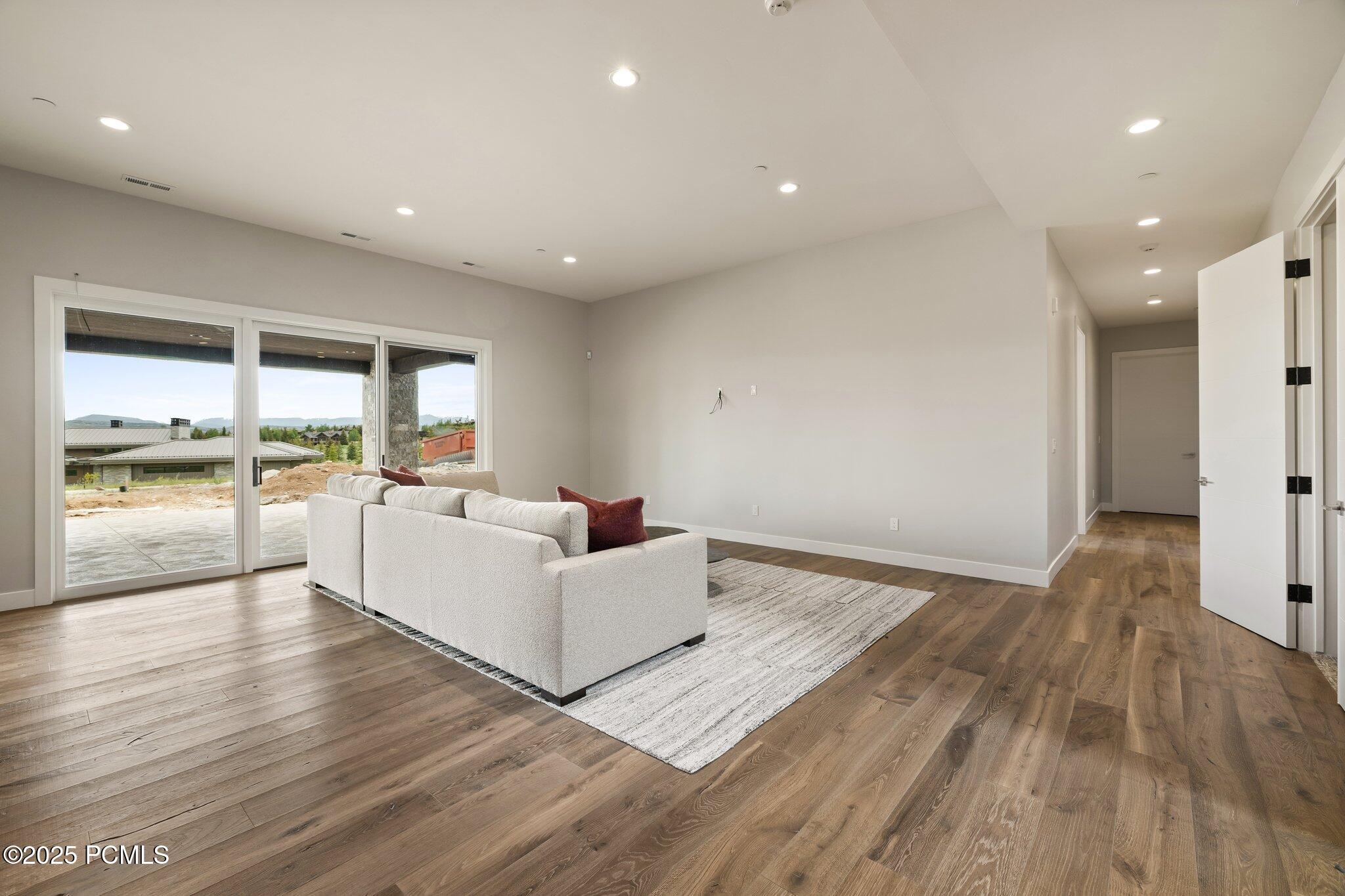 7175 Lupine Drive