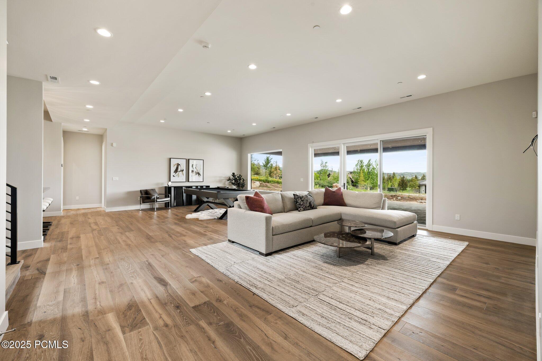 7175 Lupine Drive