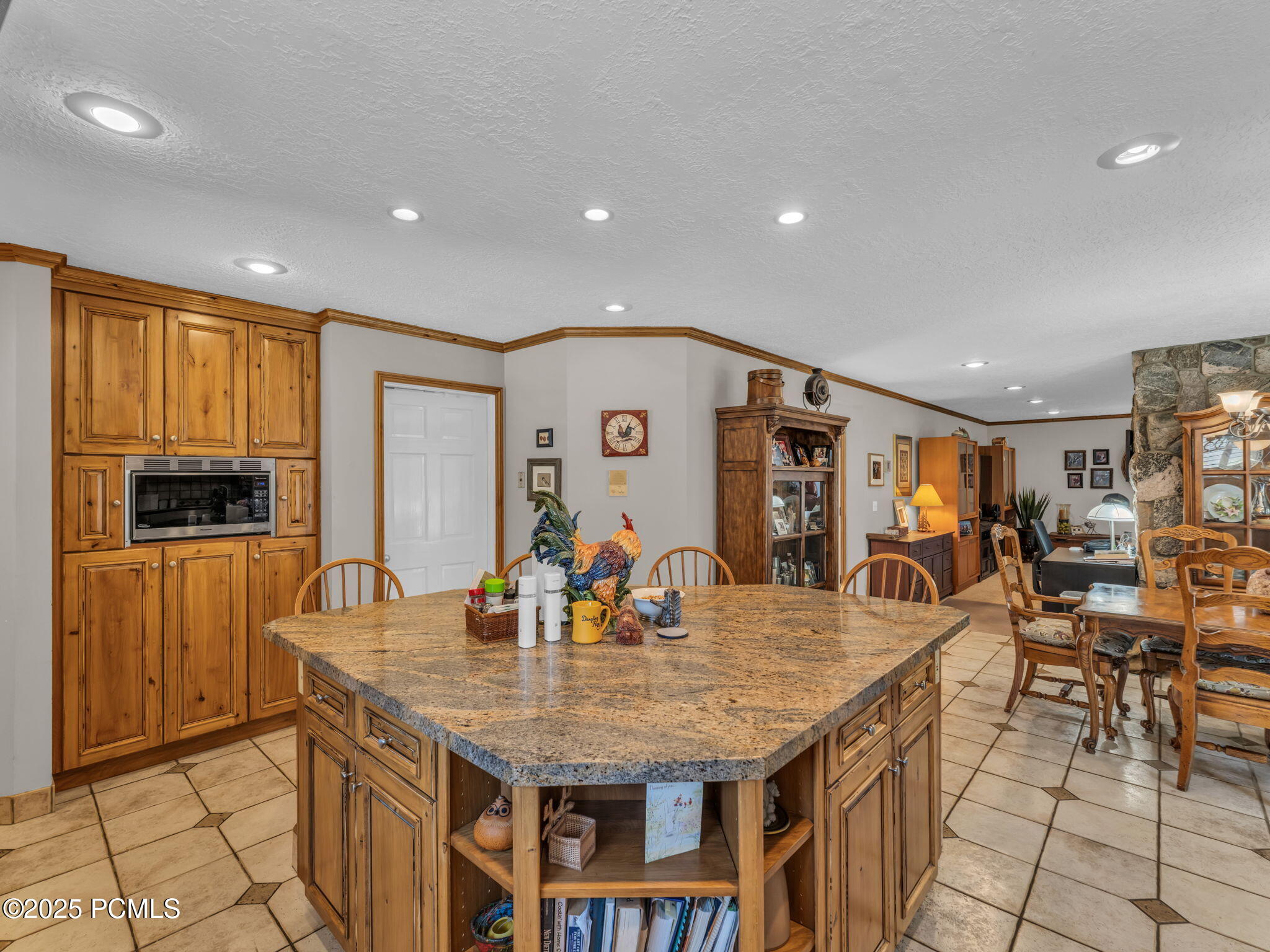 7634 Pinebrook Road