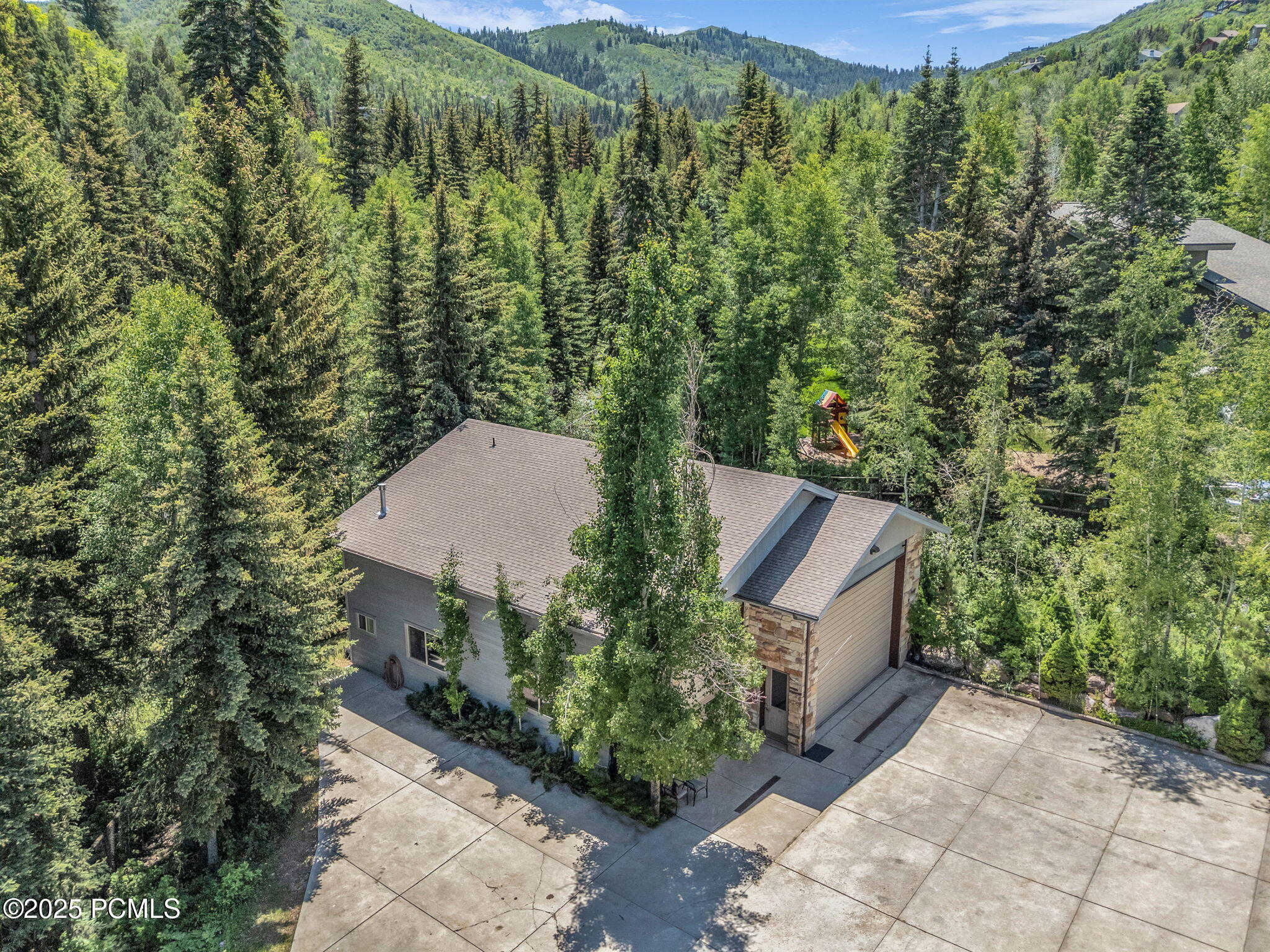 7634 Pinebrook Road