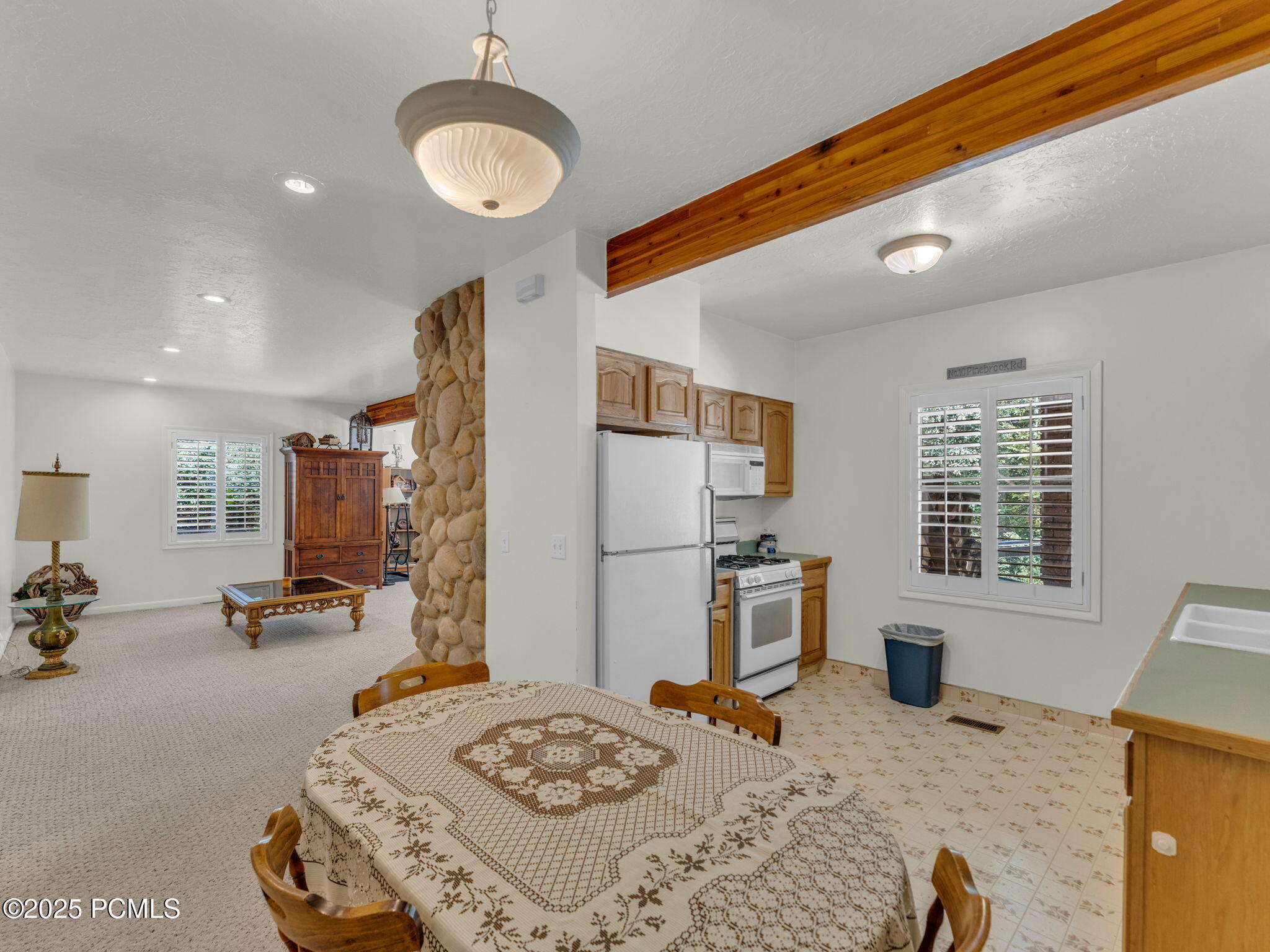 7634 Pinebrook Road