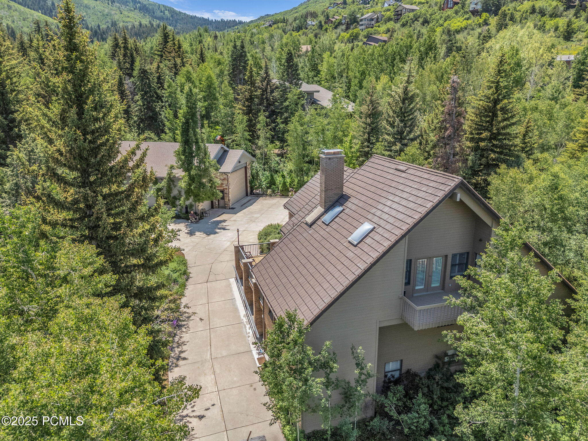 7634 Pinebrook Road