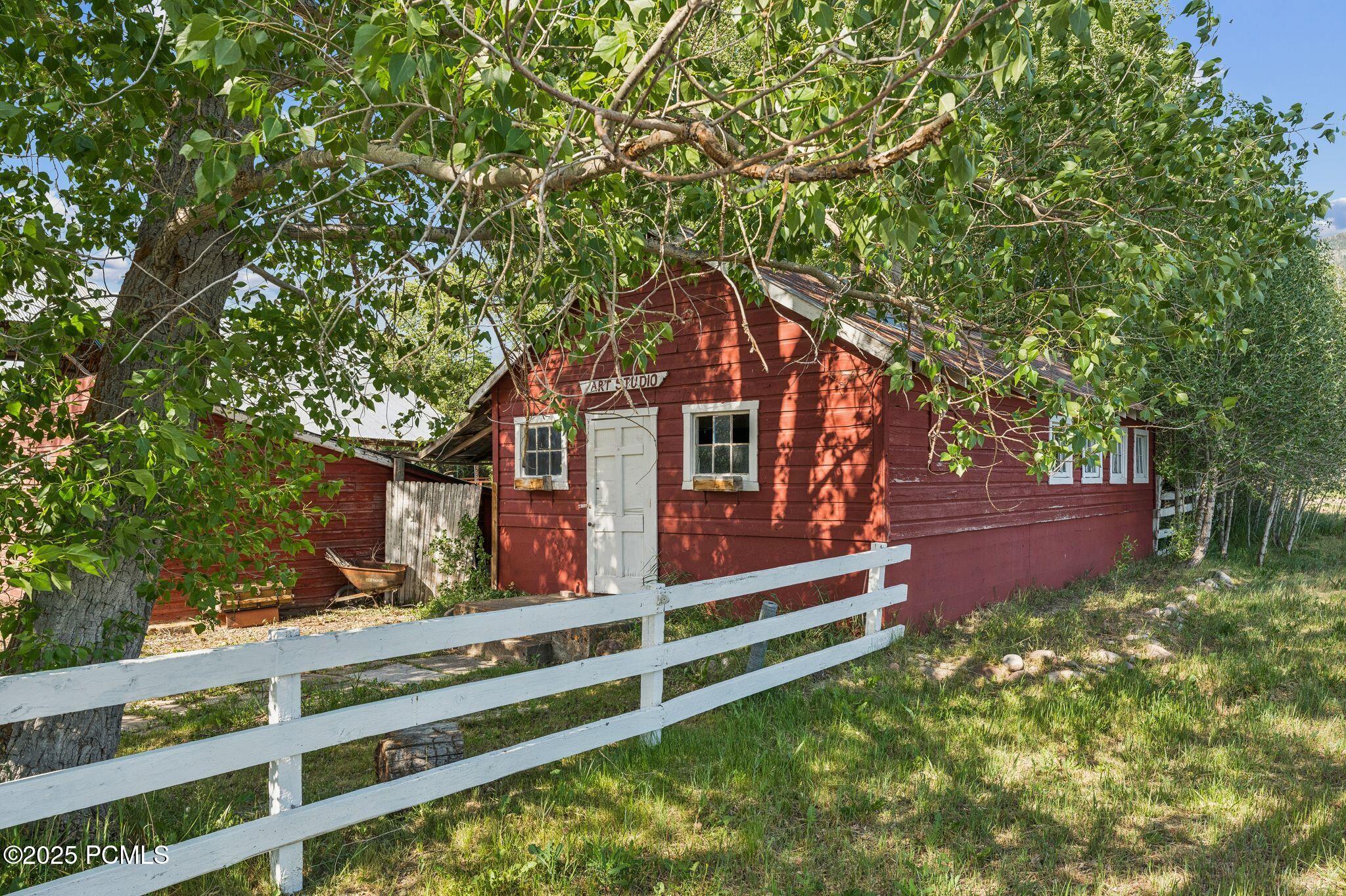 455 E Boulderville Road