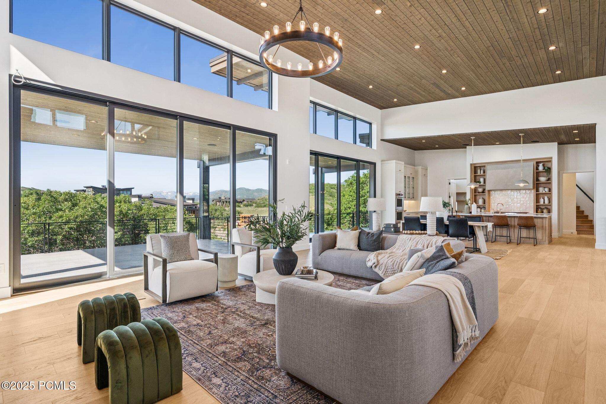 2179 E Adventure Way