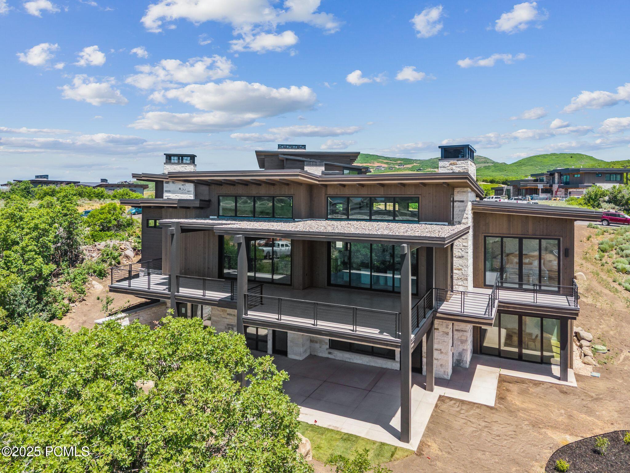 2179 E Adventure Way