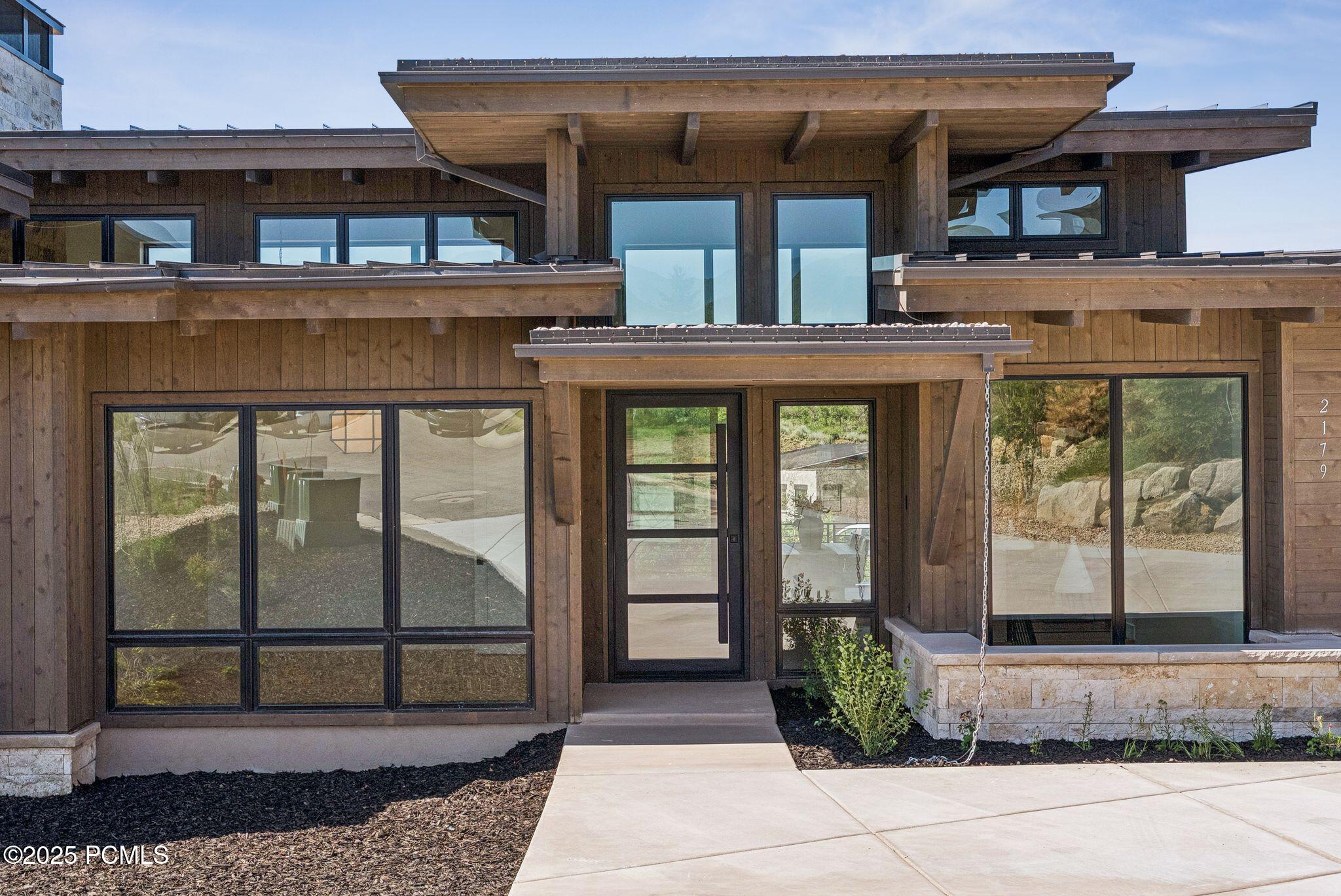2179 E Adventure Way