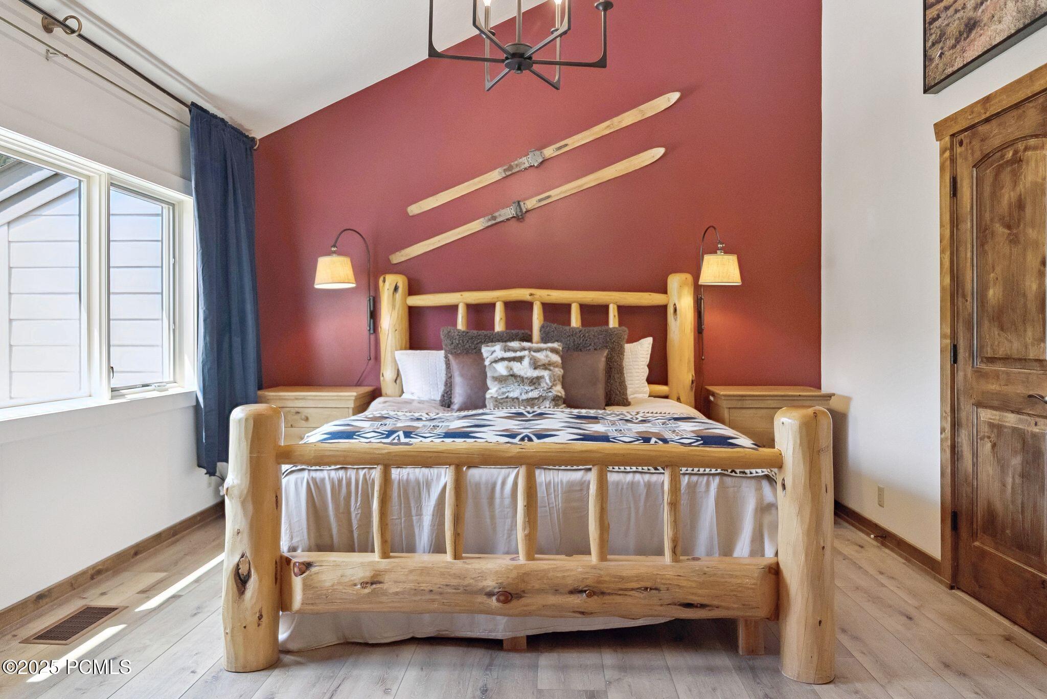 1582 Deer Valley Drive