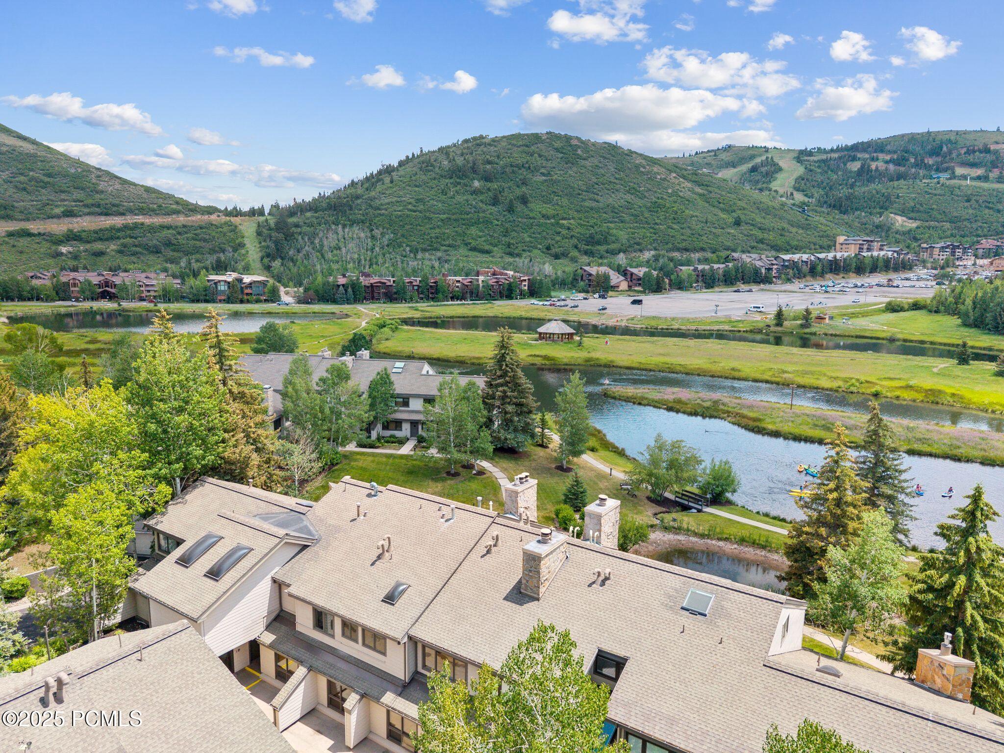 1582 Deer Valley Drive