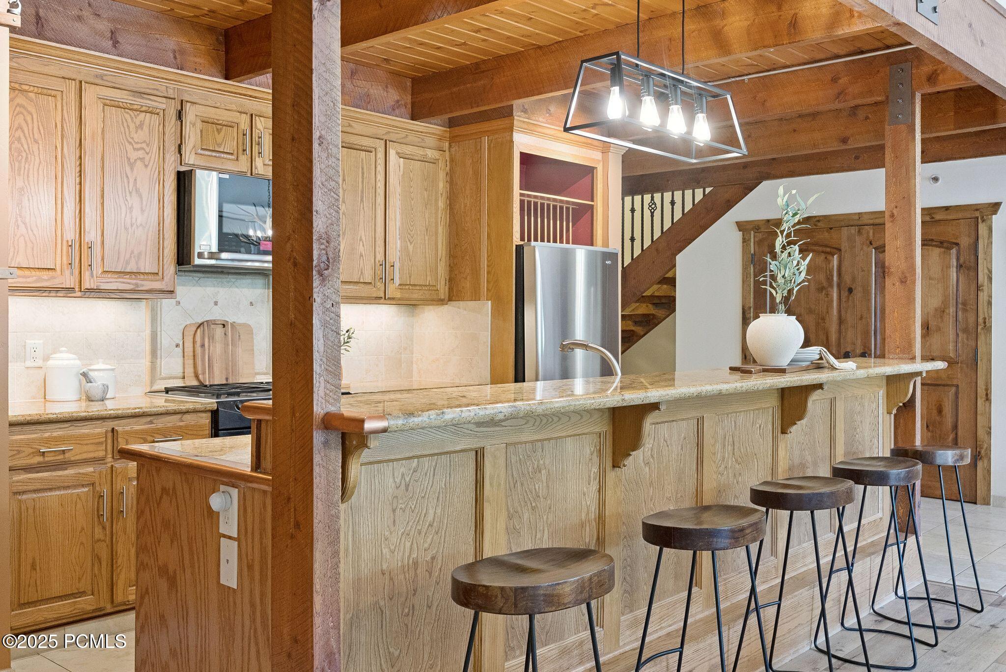 1582 Deer Valley Drive