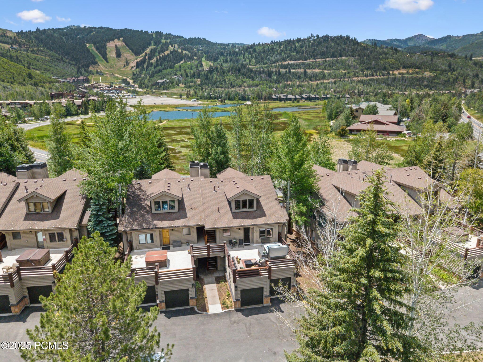 1955 Deer Valley Drive, 302
