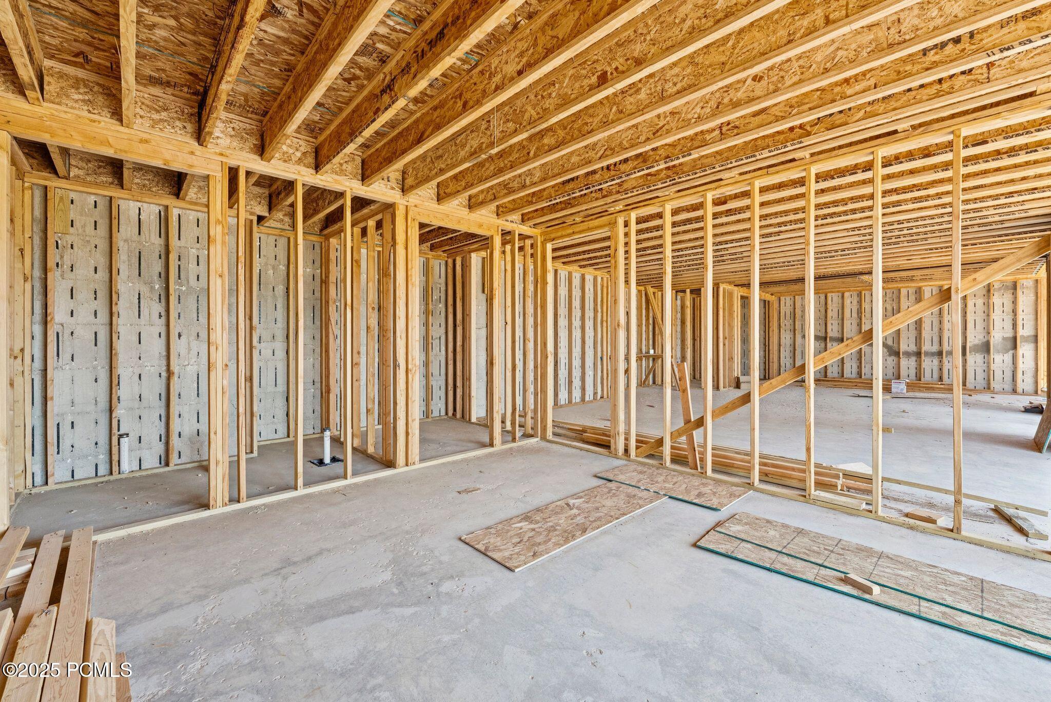 11004 N Wrangler Circle
