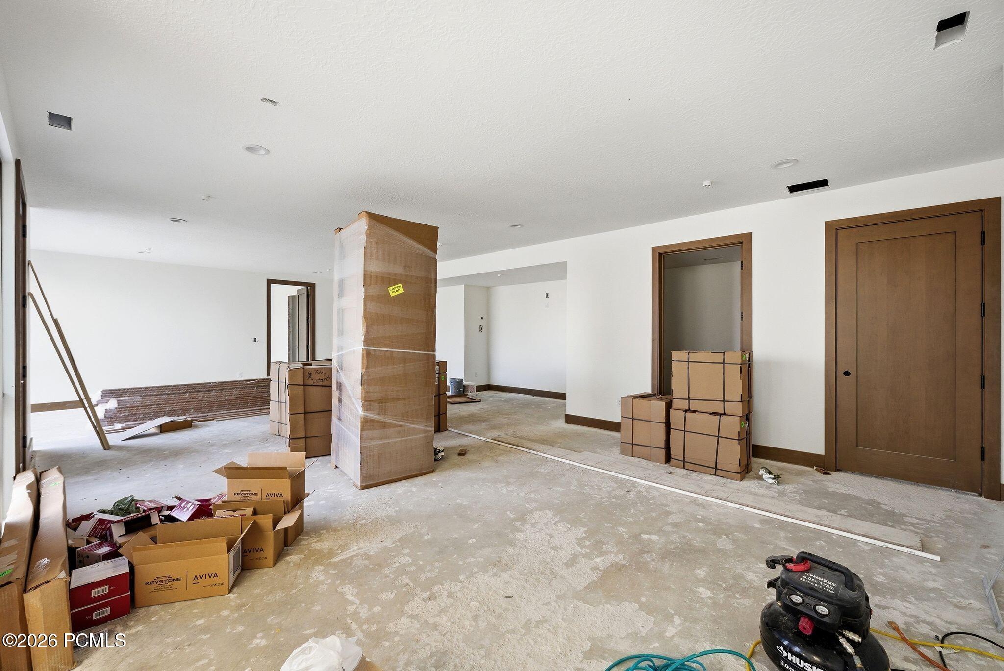 11004 N Wrangler Circle