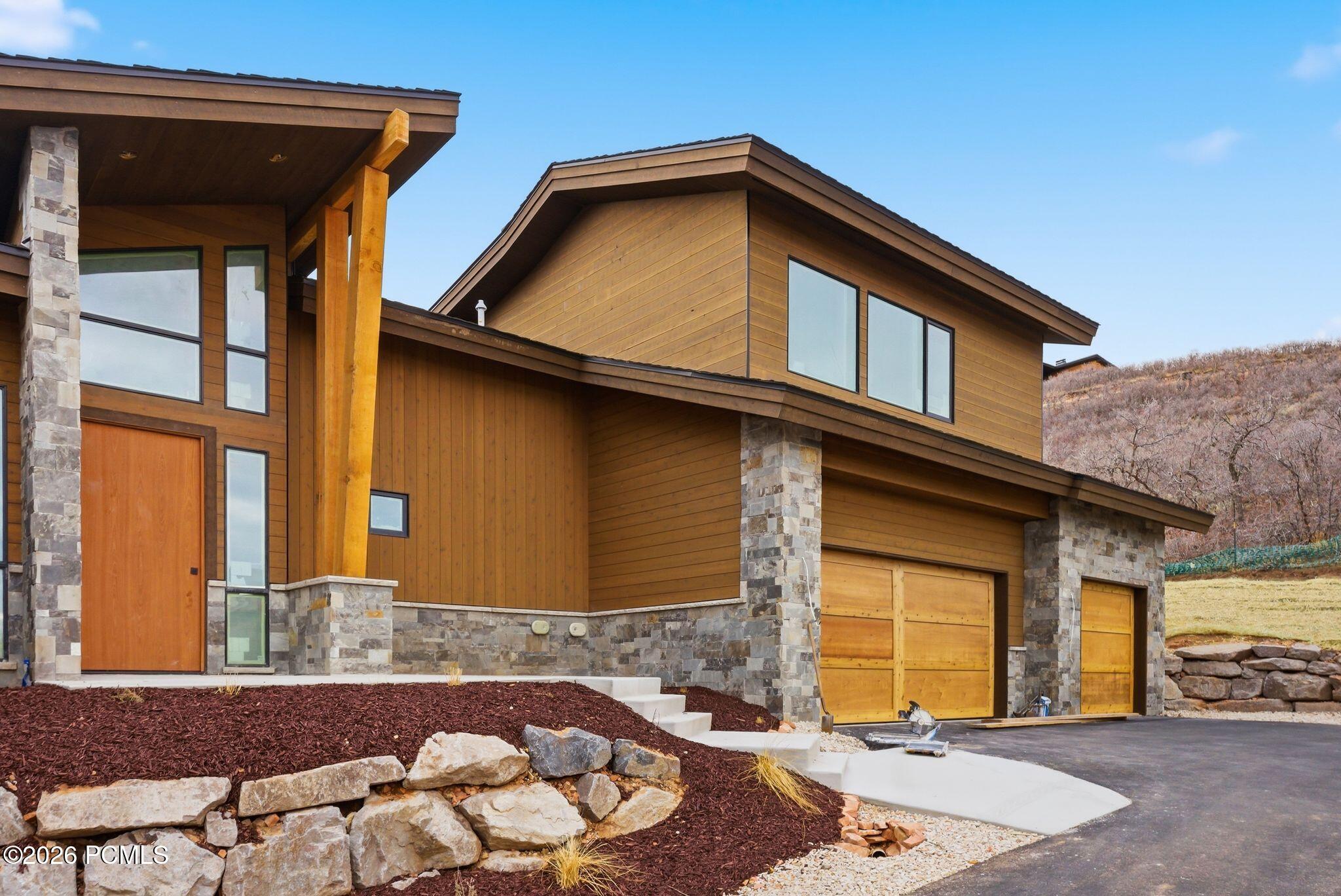 11004 N Wrangler Circle