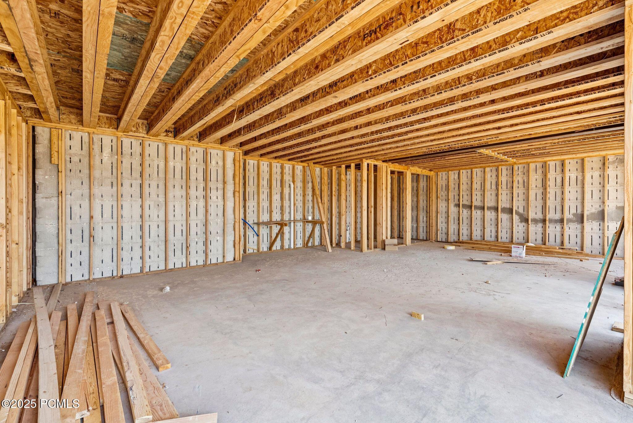11004 N Wrangler Circle