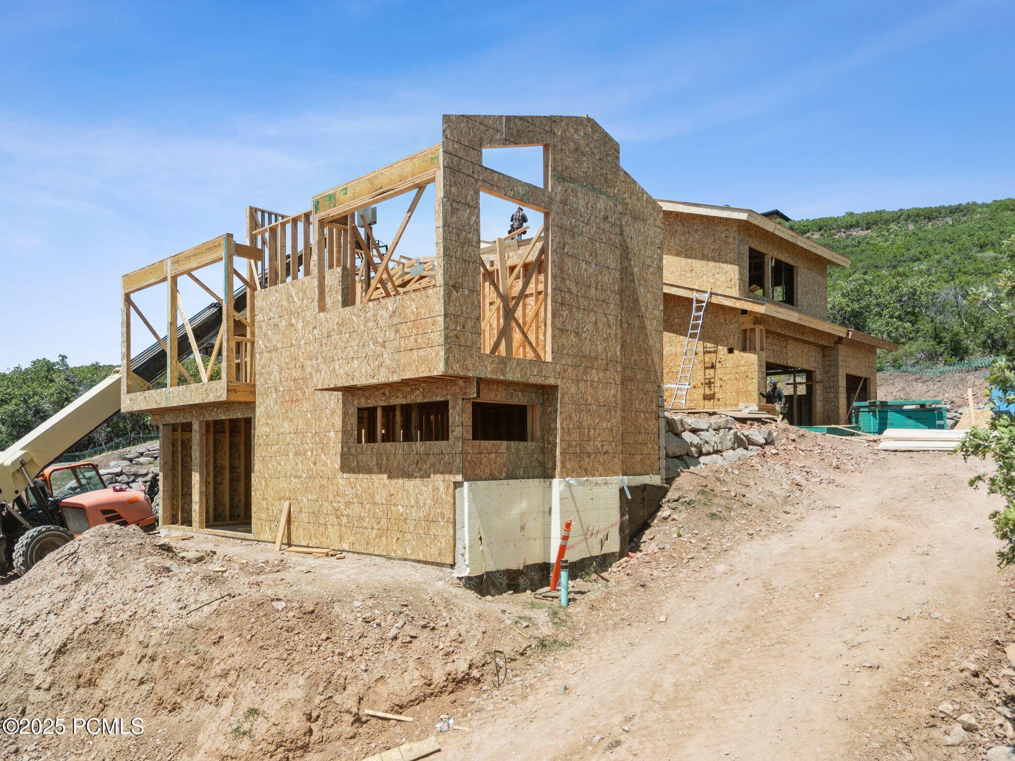 11004 N Wrangler Circle