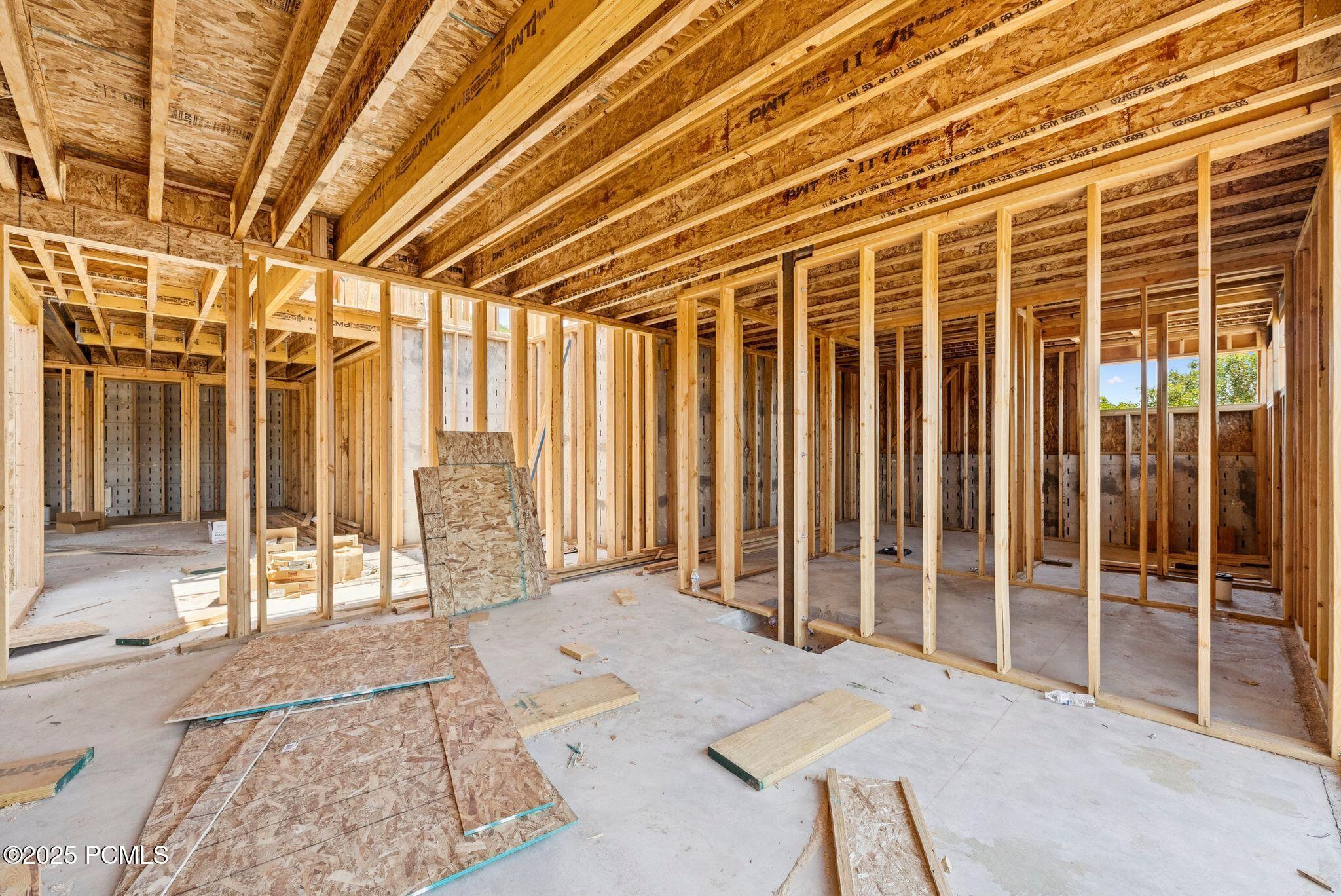 11004 N Wrangler Circle