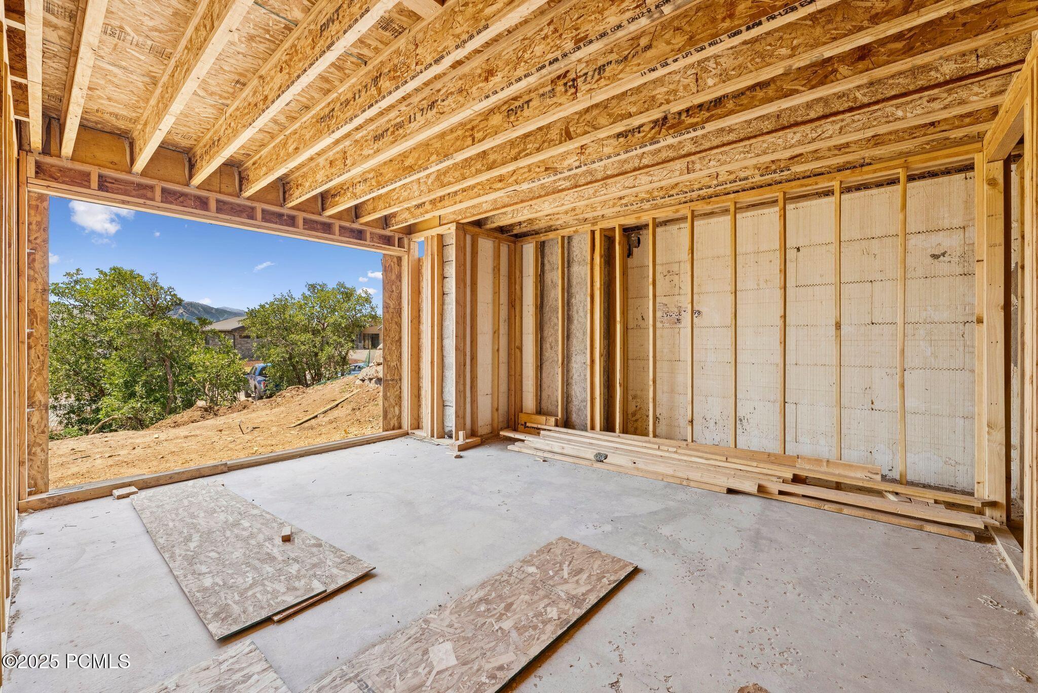 11004 N Wrangler Circle