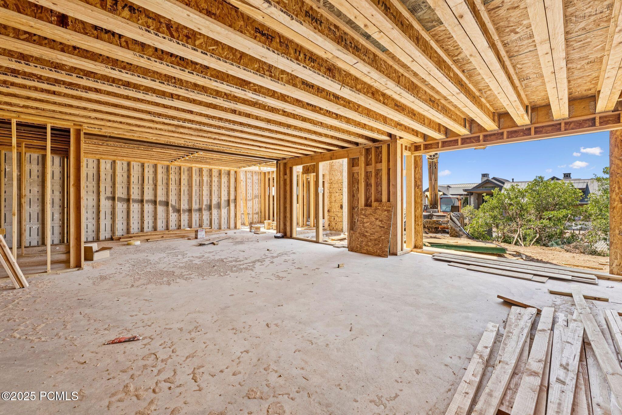 11004 N Wrangler Circle