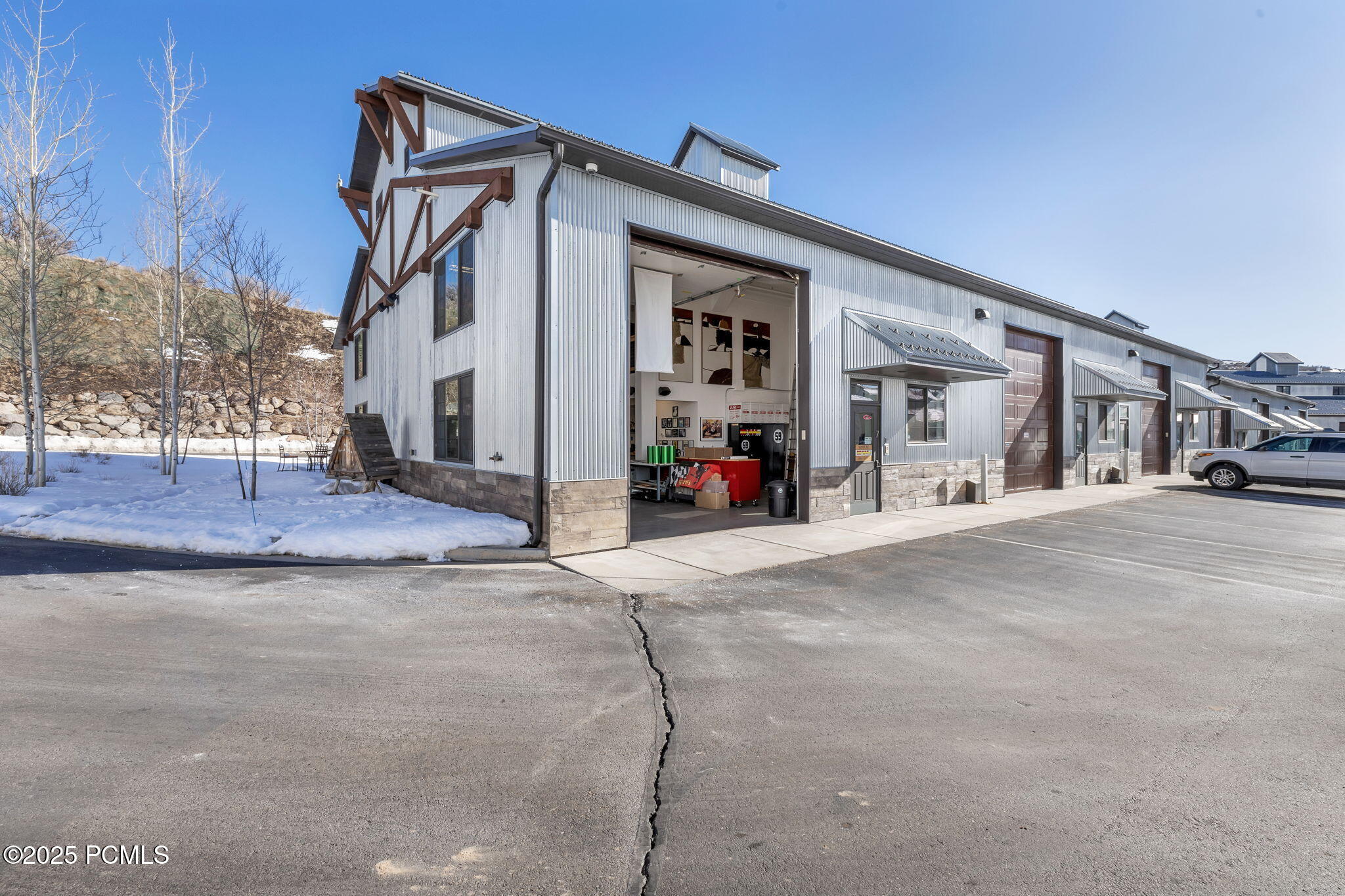 1200 W Lori Lane, B7