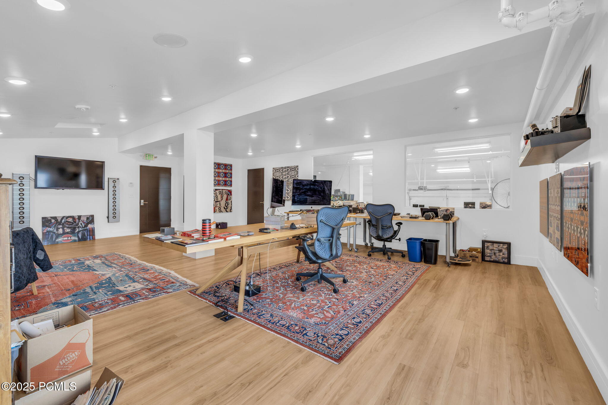 1200 W Lori Lane, B7
