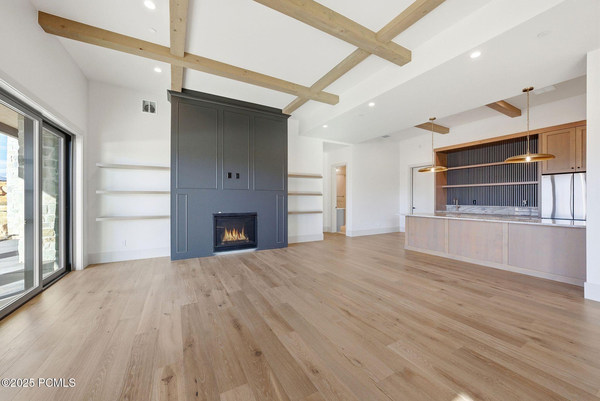 197 N Abajo Peak Way