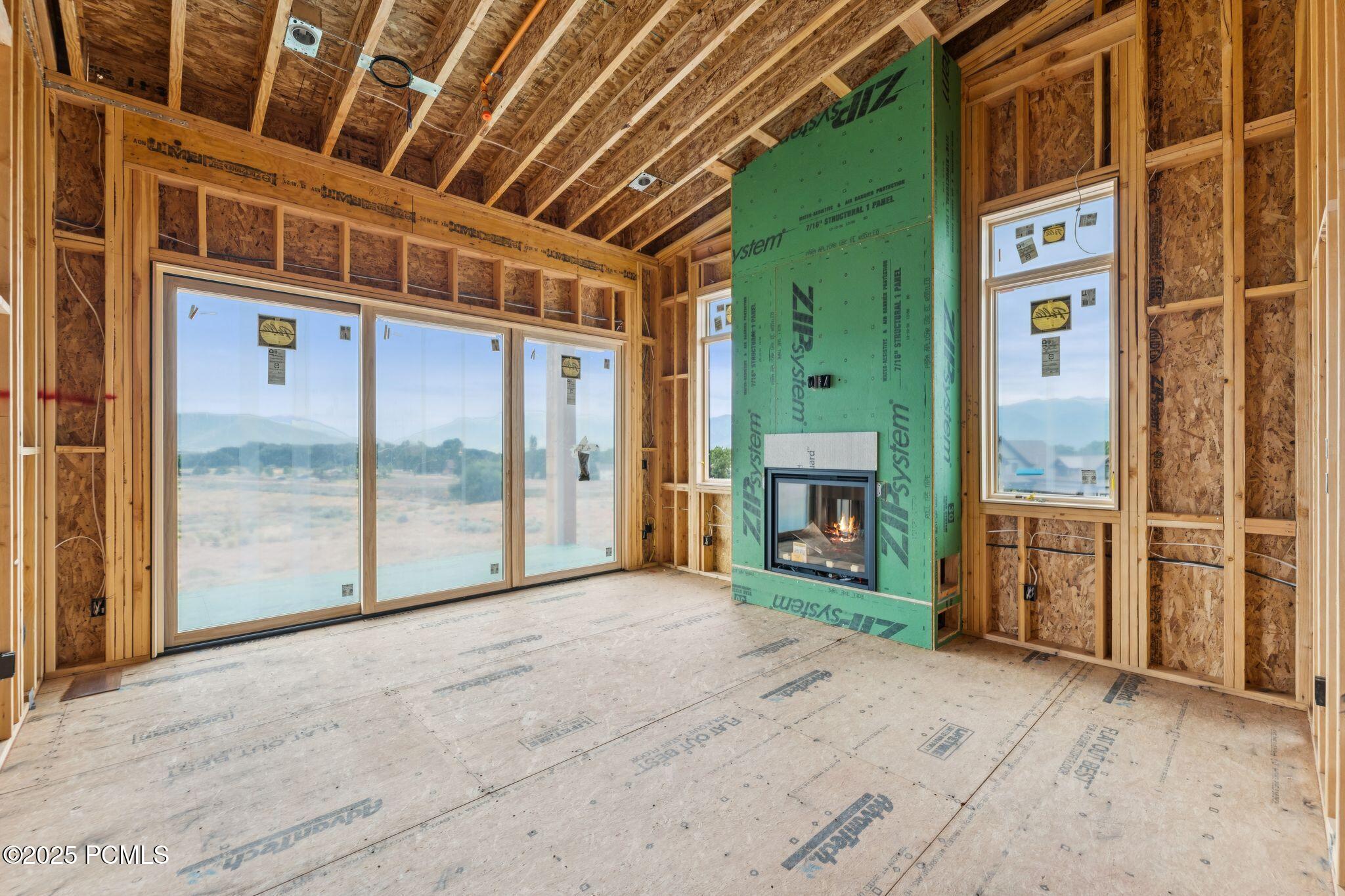 197 N Abajo Peak Way