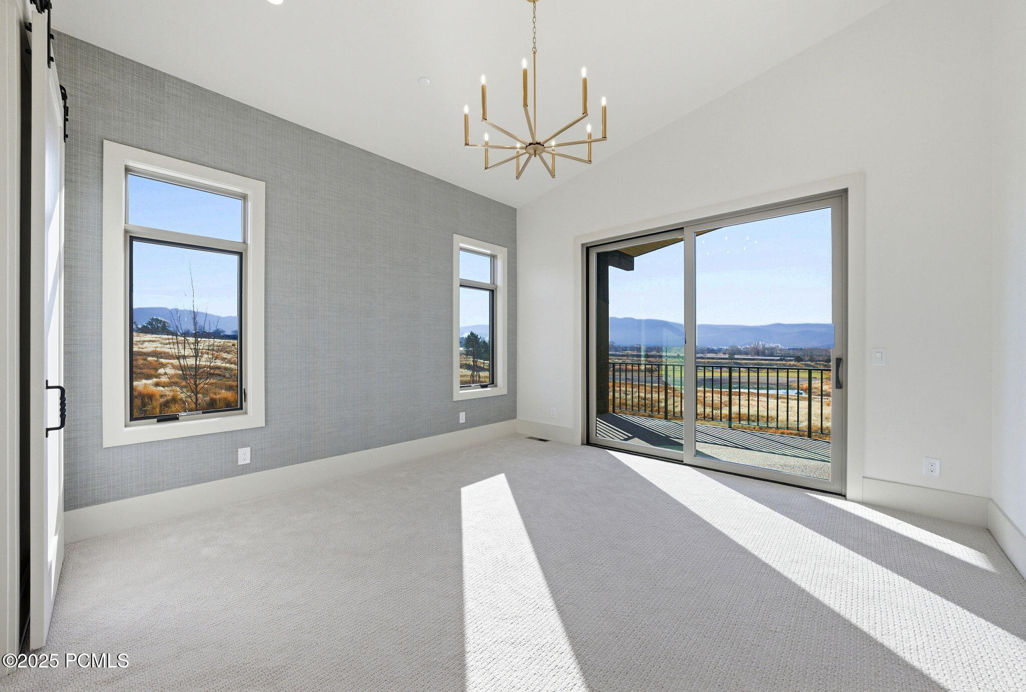 197 N Abajo Peak Way