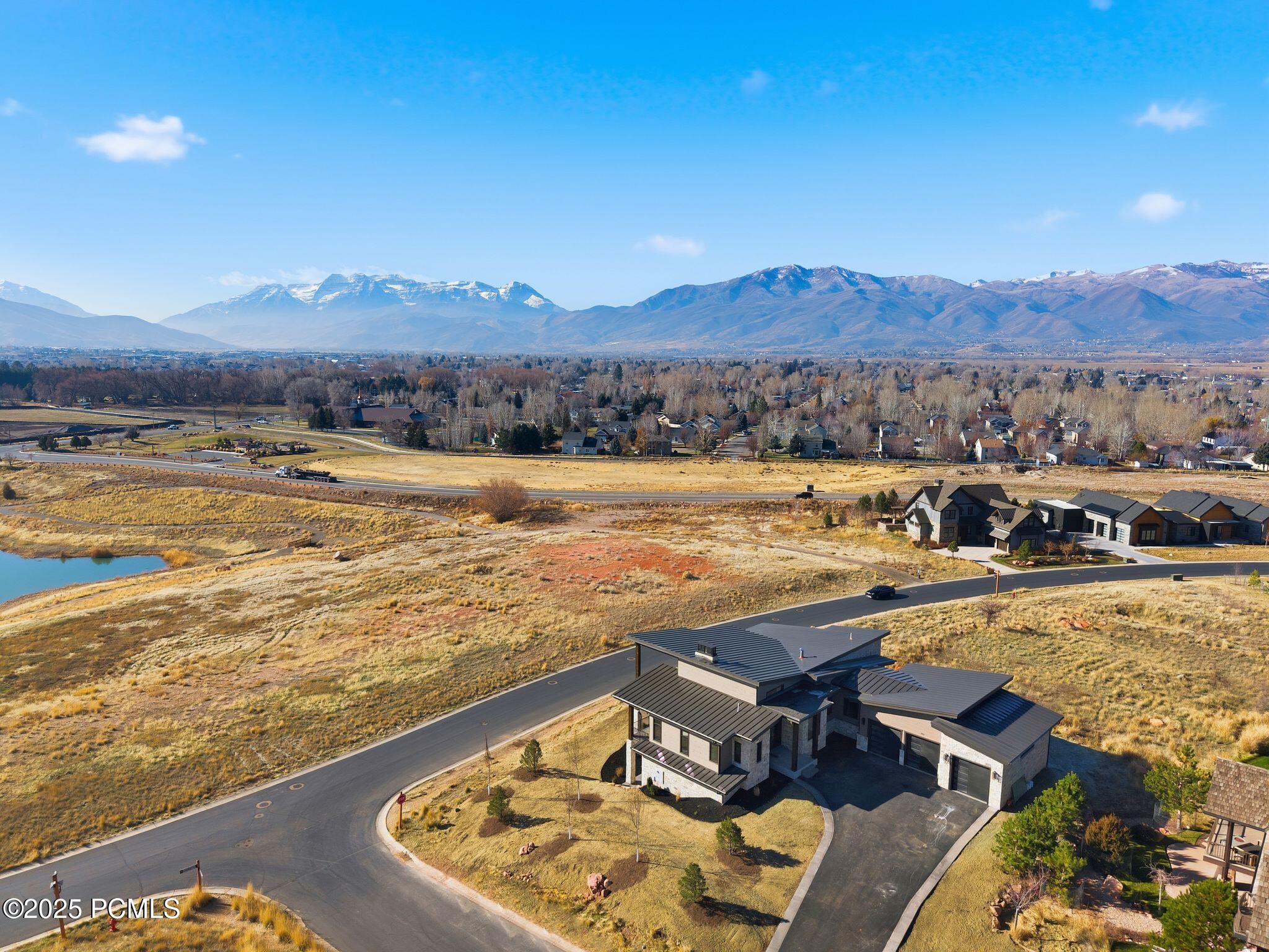 197 N Abajo Peak Way