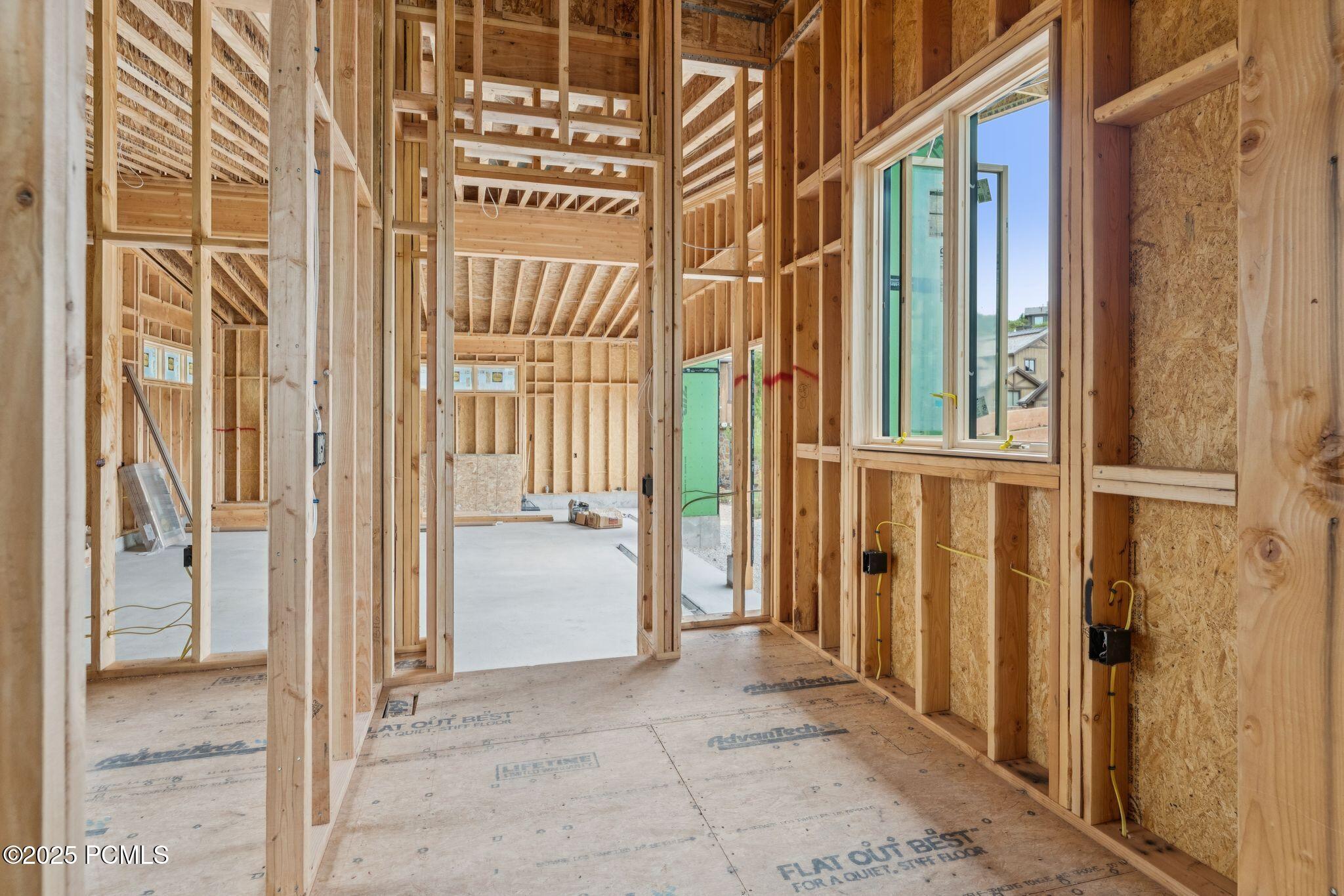 197 N Abajo Peak Way