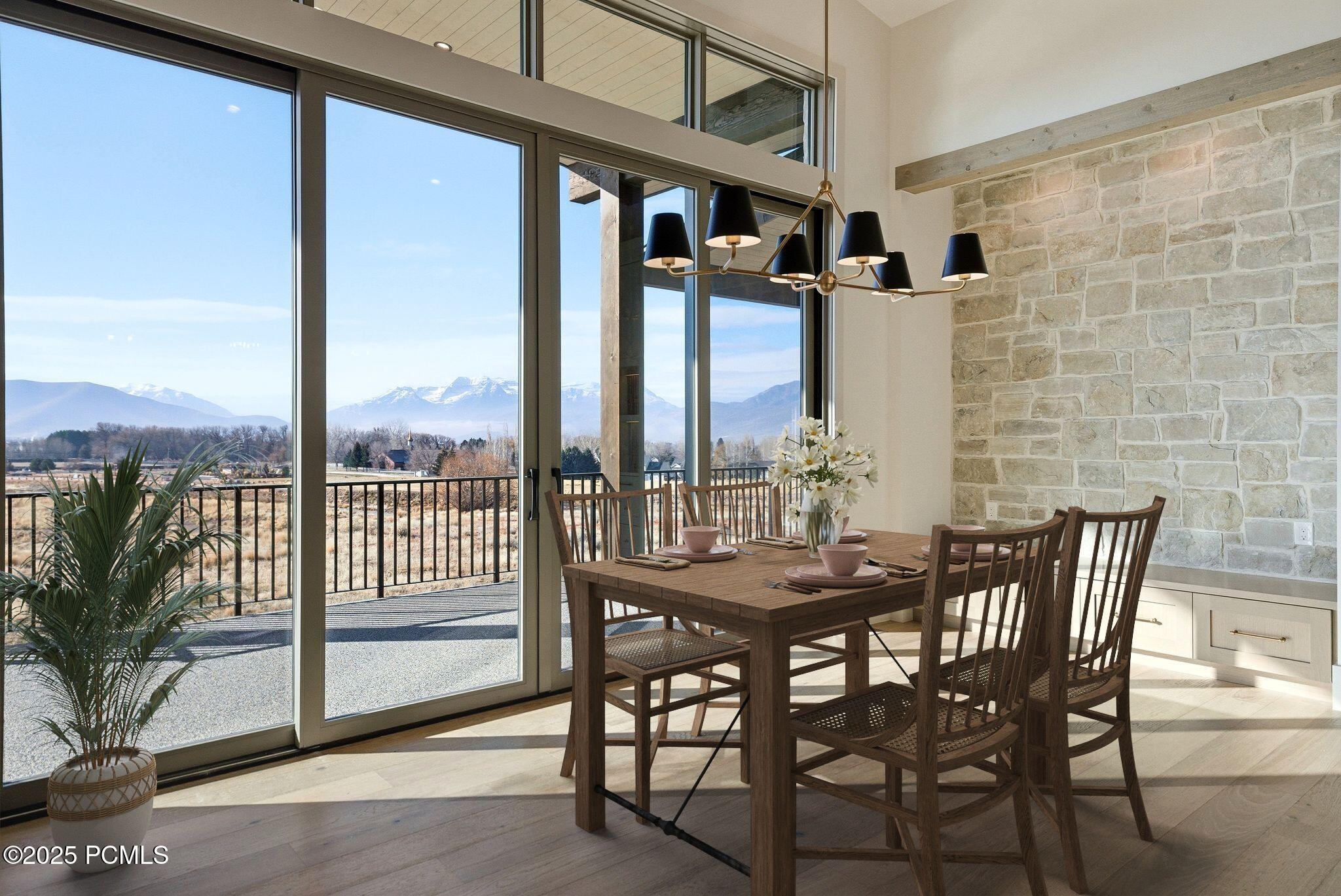 197 N Abajo Peak Way