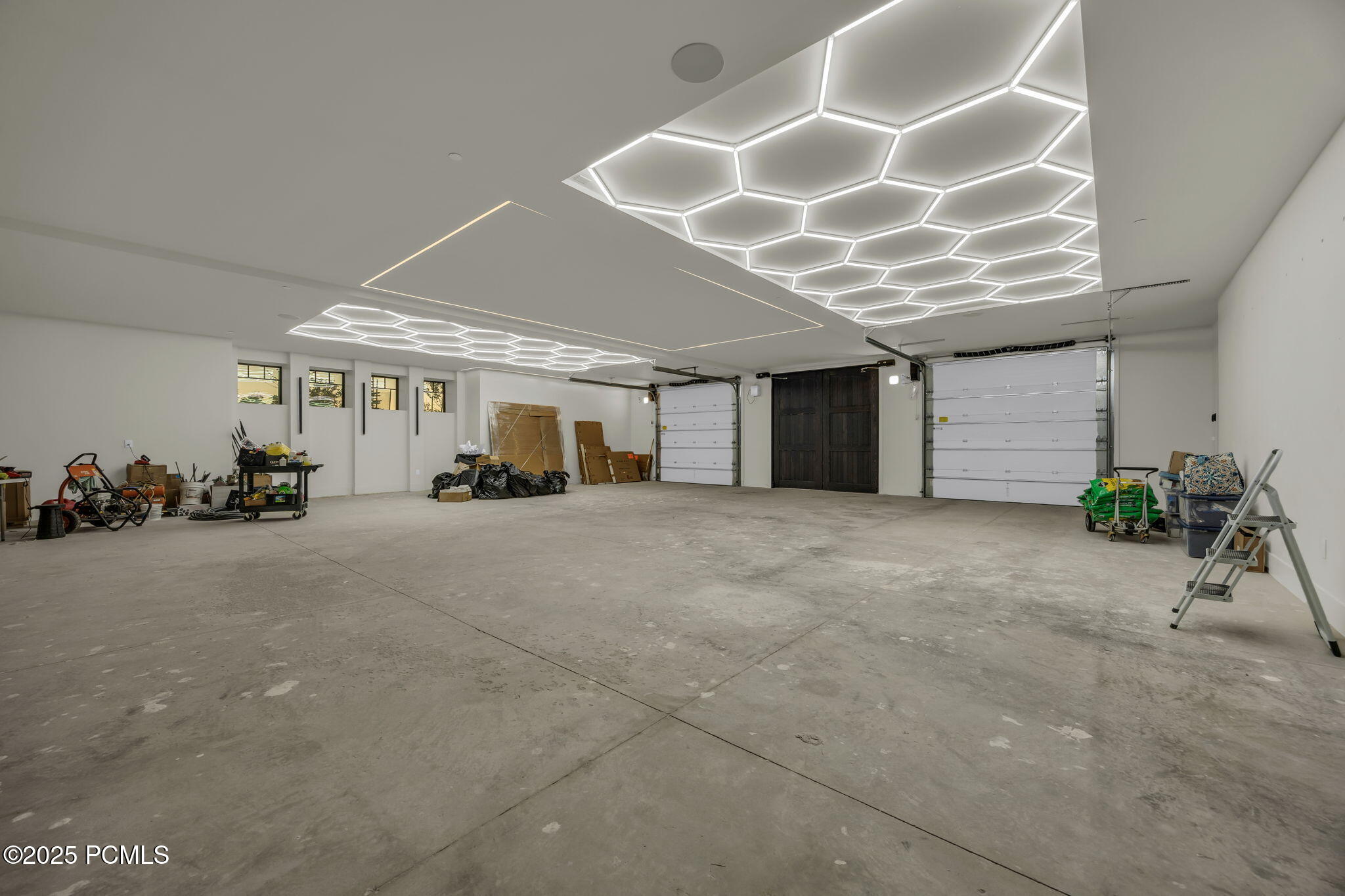 867 S Summit Creek Drive