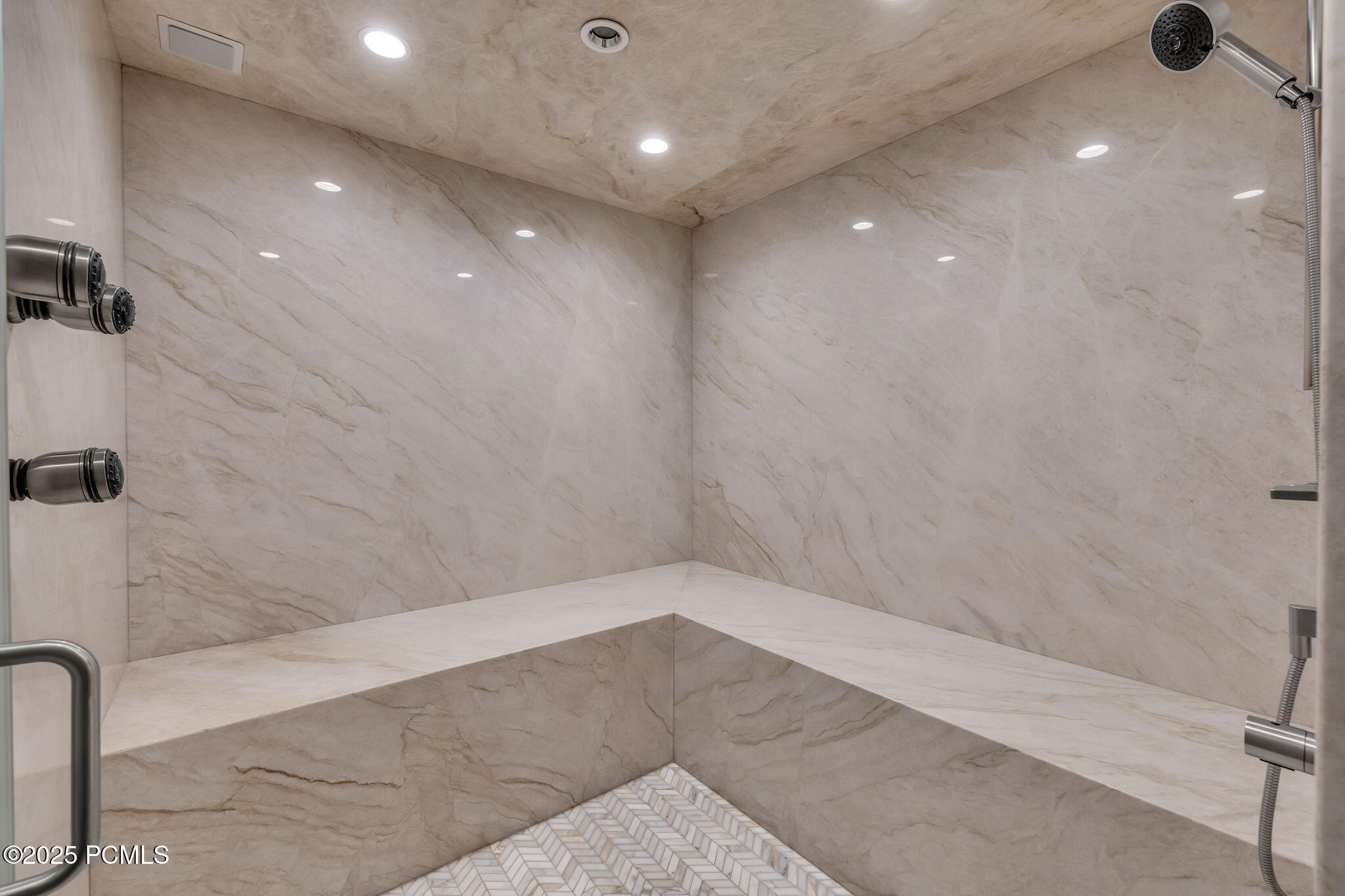 22 White Pine Canyon Rd