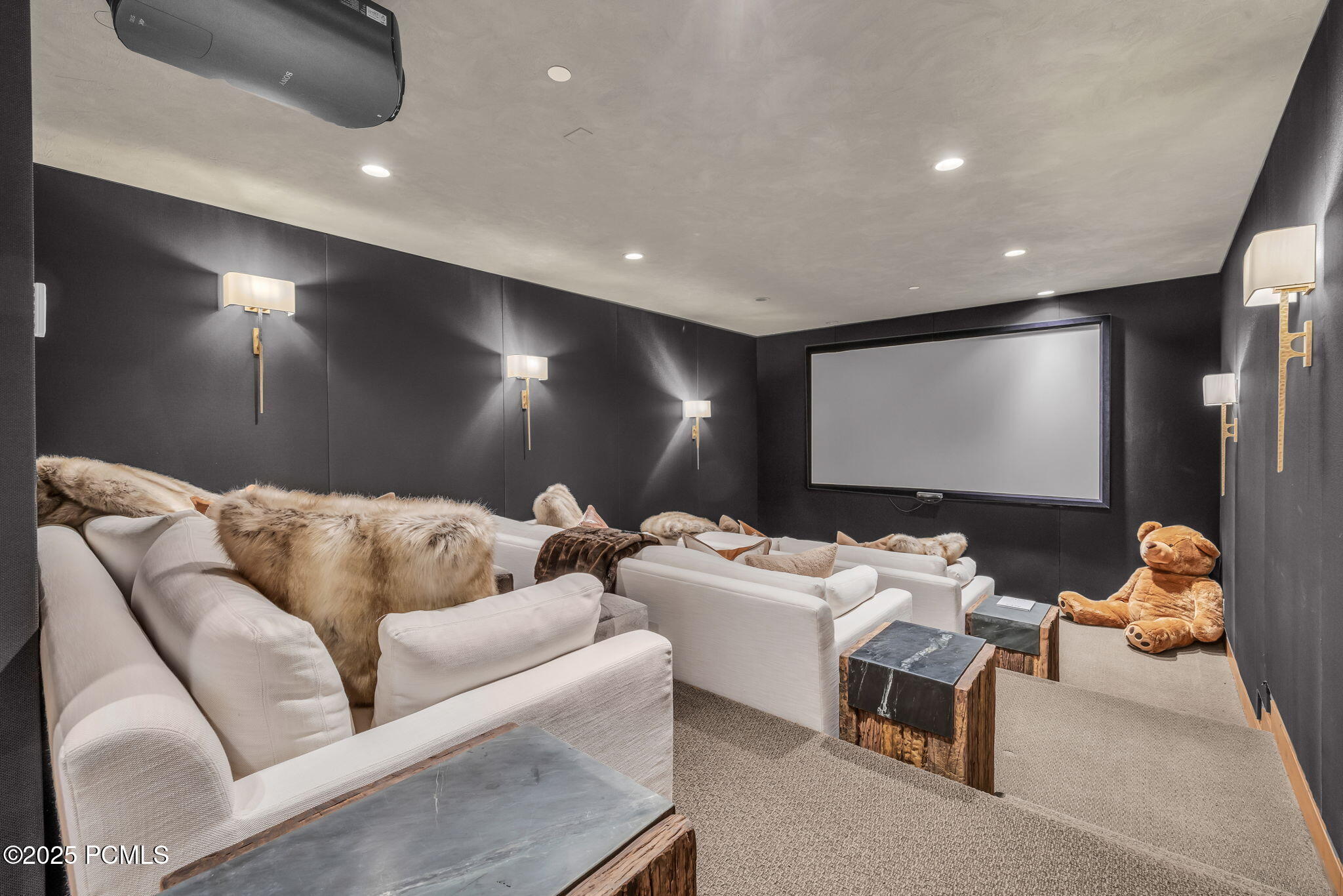 22 White Pine Canyon Rd