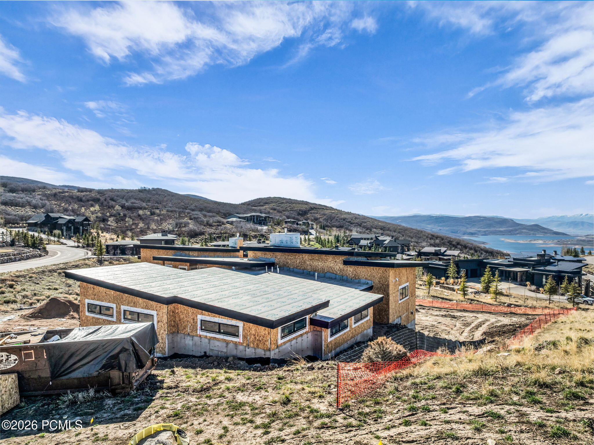 203 W Peace Tree Trail