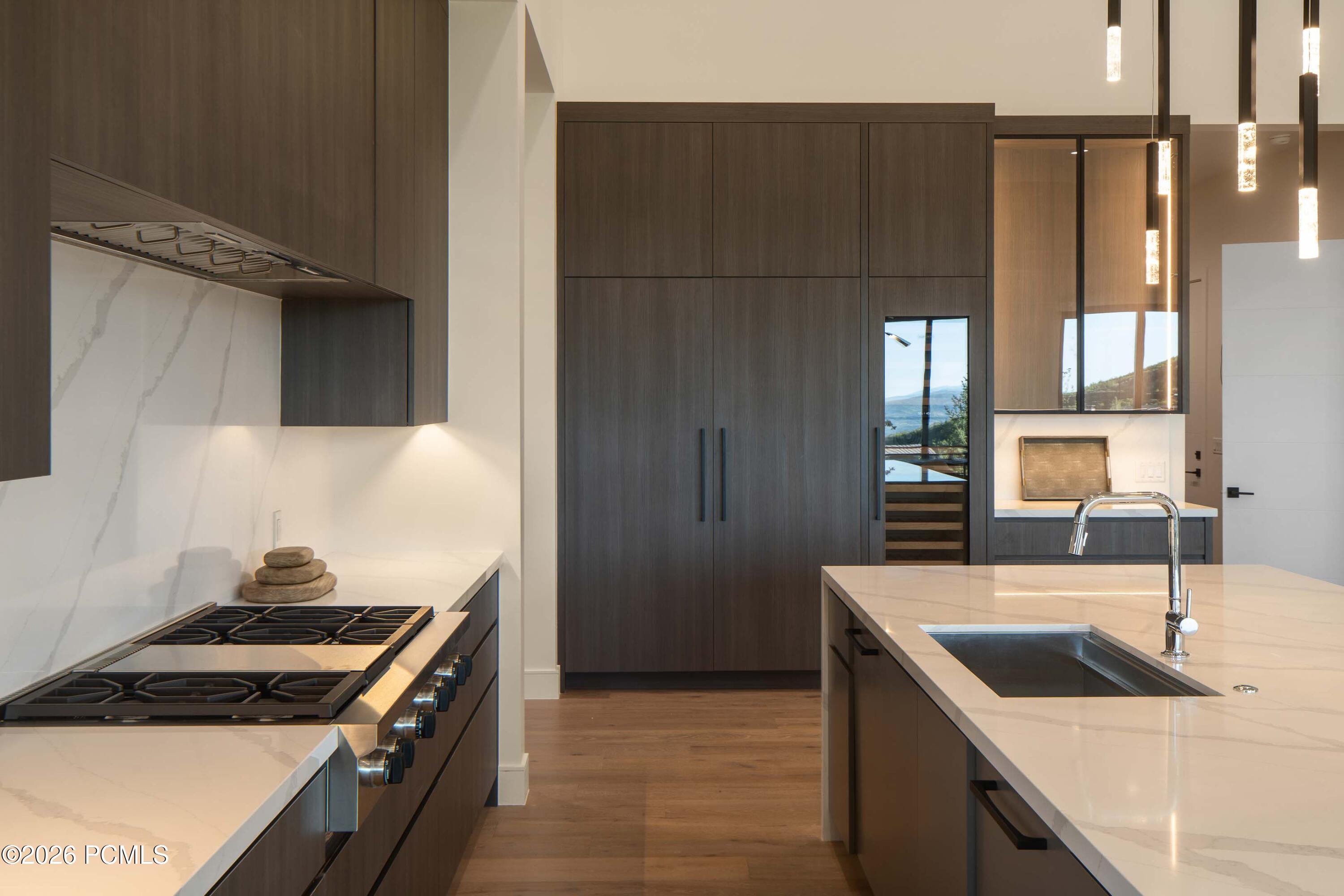 203 W Peace Tree Trail
