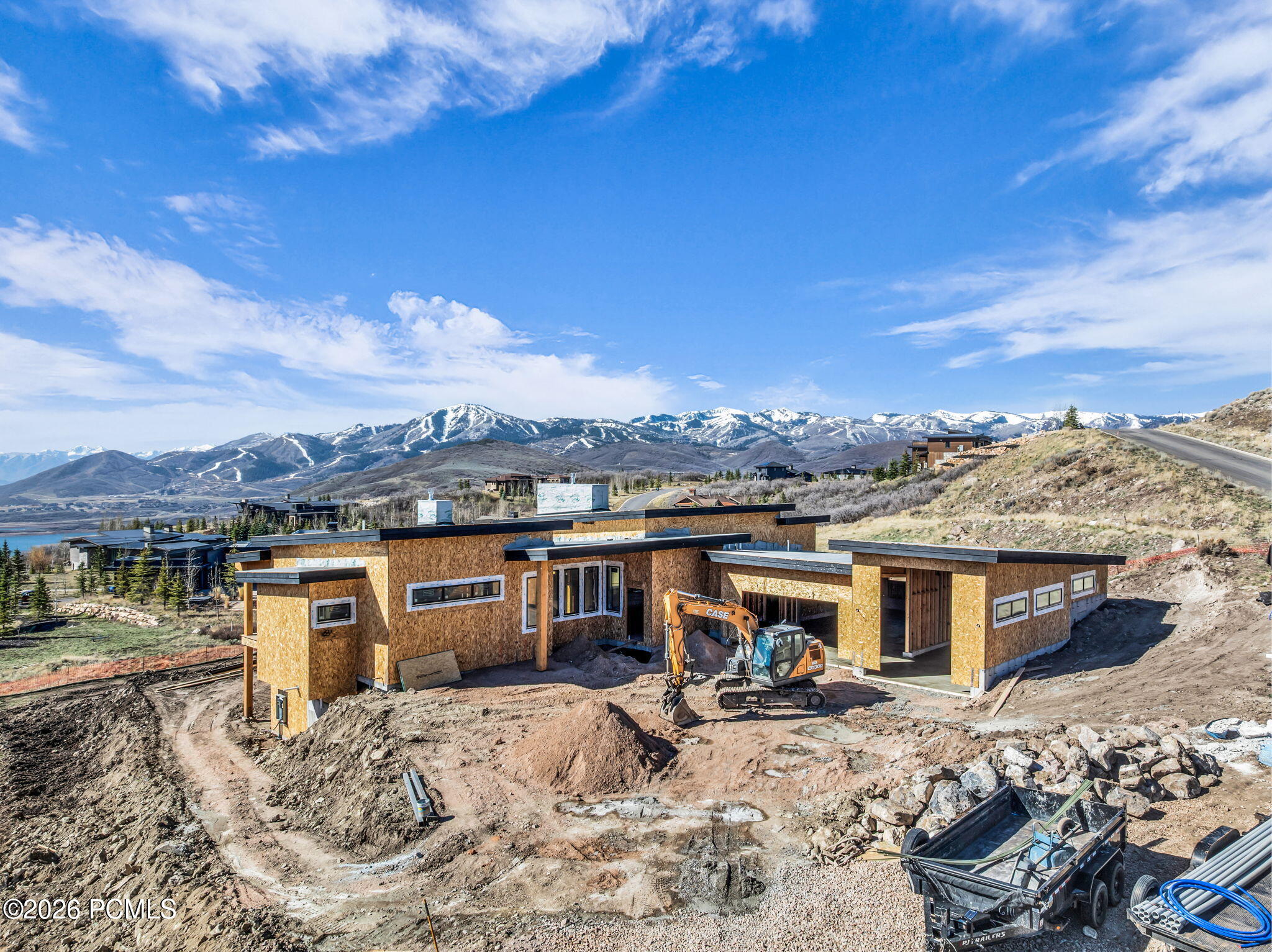 203 W Peace Tree Trail