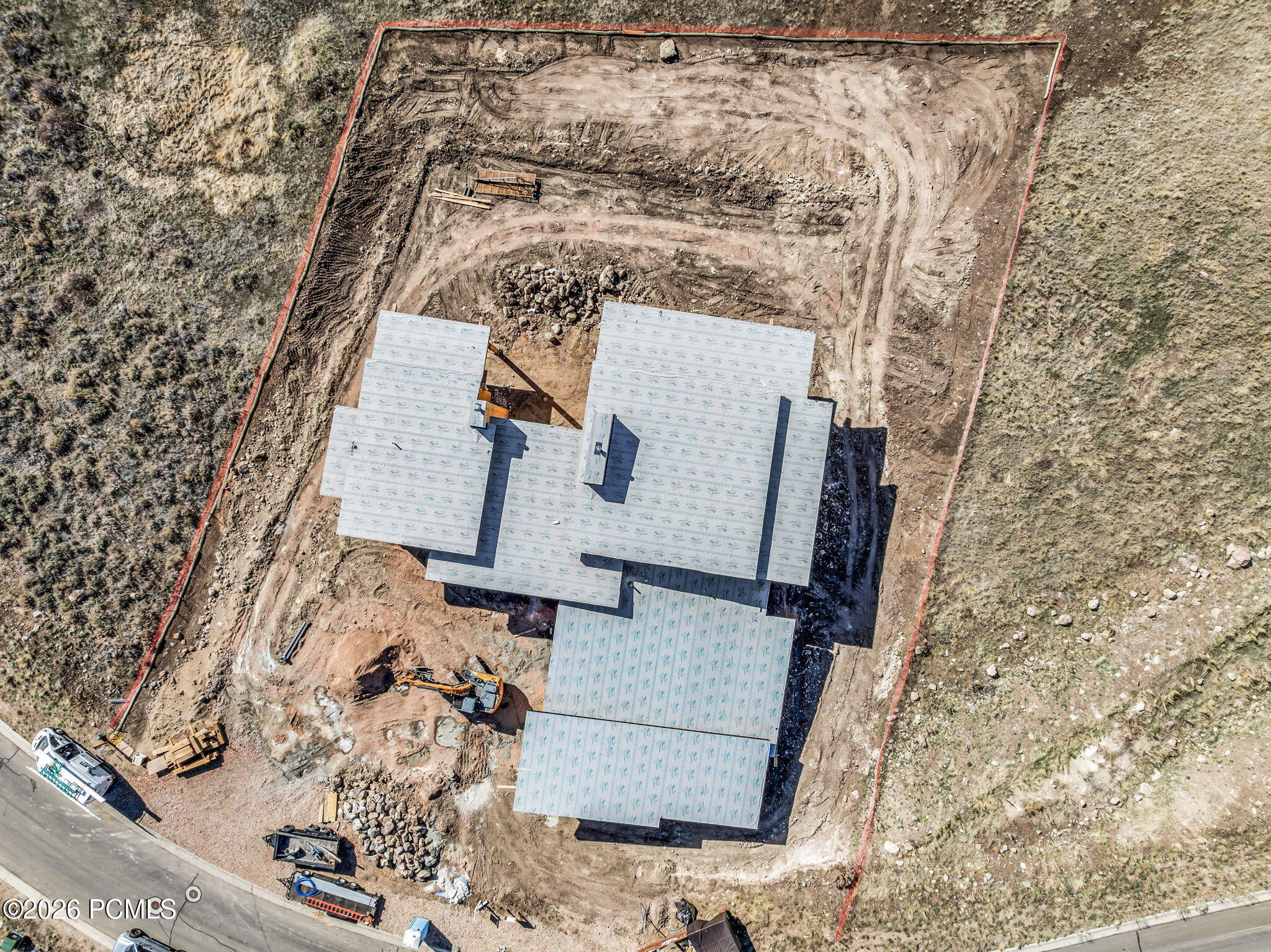 203 W Peace Tree Trail